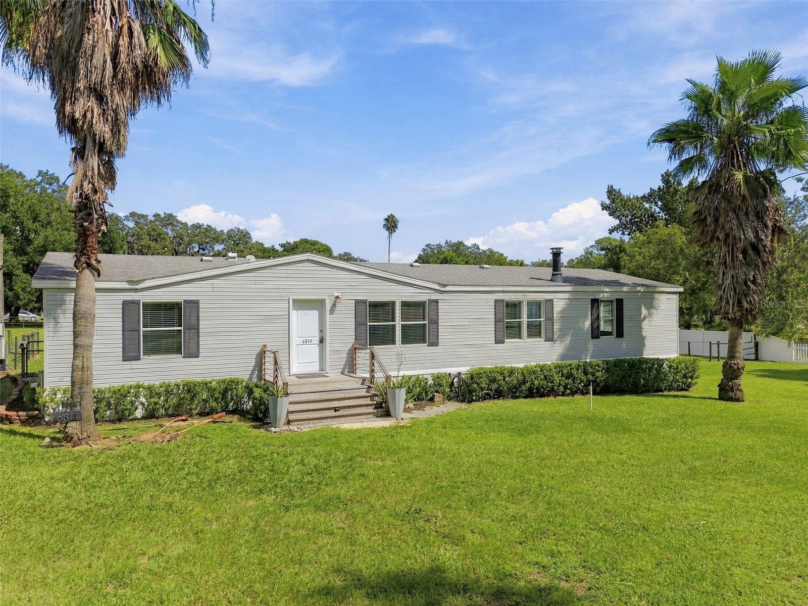 6814 FOUNDERS ST, Zephyrhills FL 33542