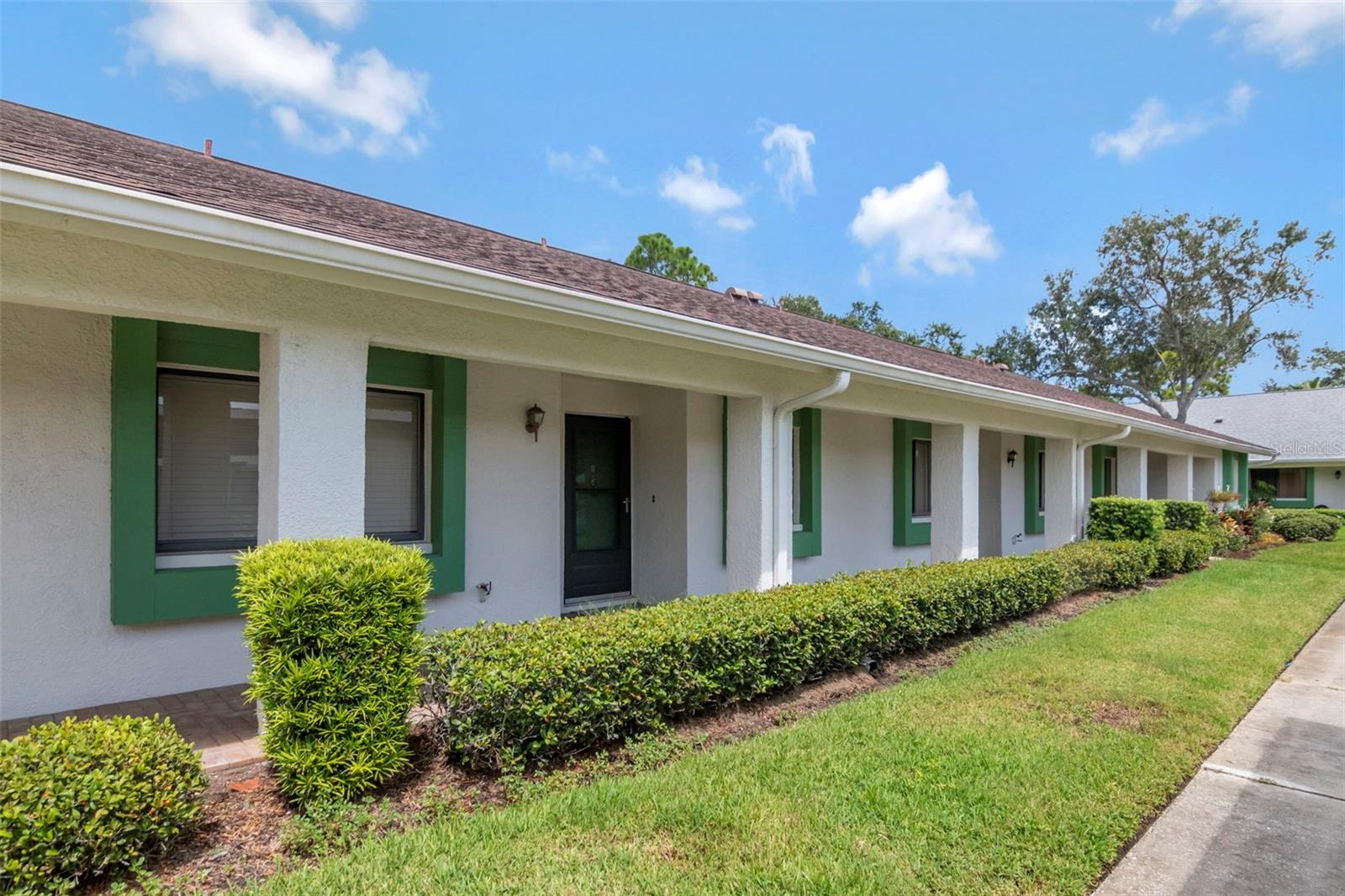 2569 LAURELWOOD DR #11B, Clearwater FL 33763