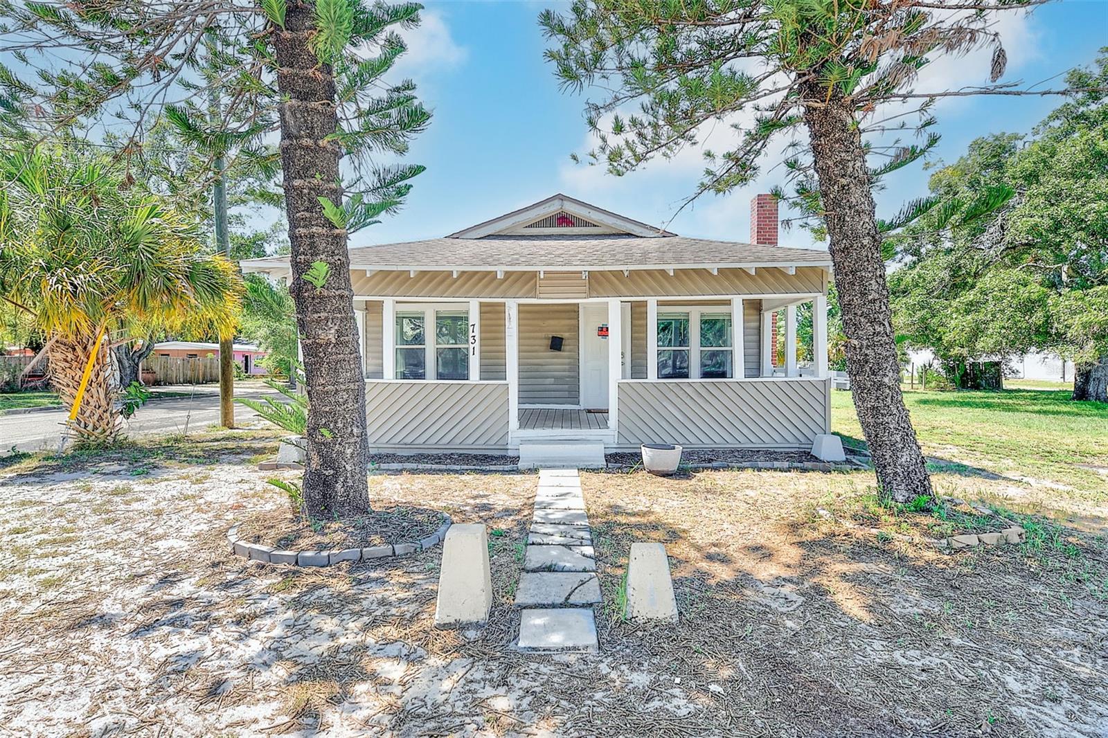 731 37TH ST S, St Petersburg FL 33711