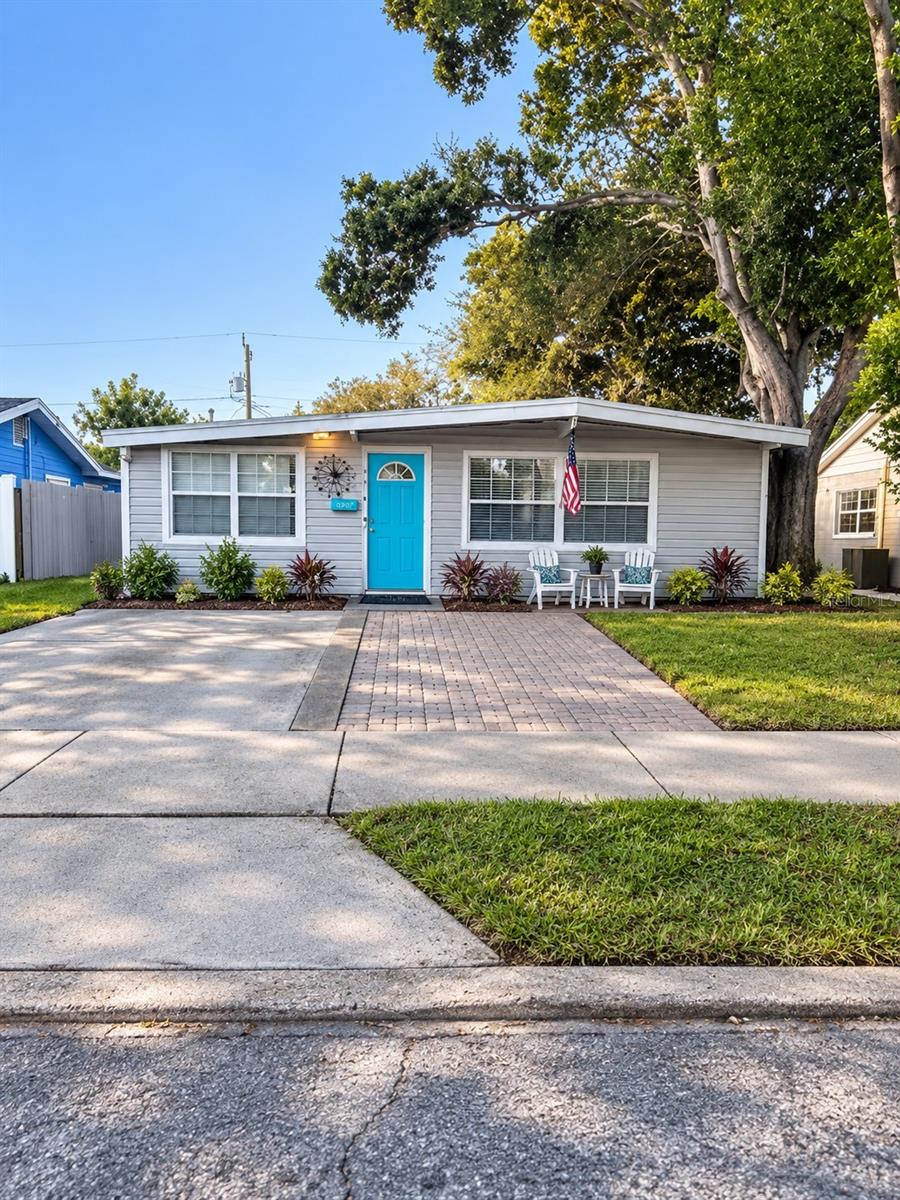 4218 12TH AVE N, St Petersburg FL 33713