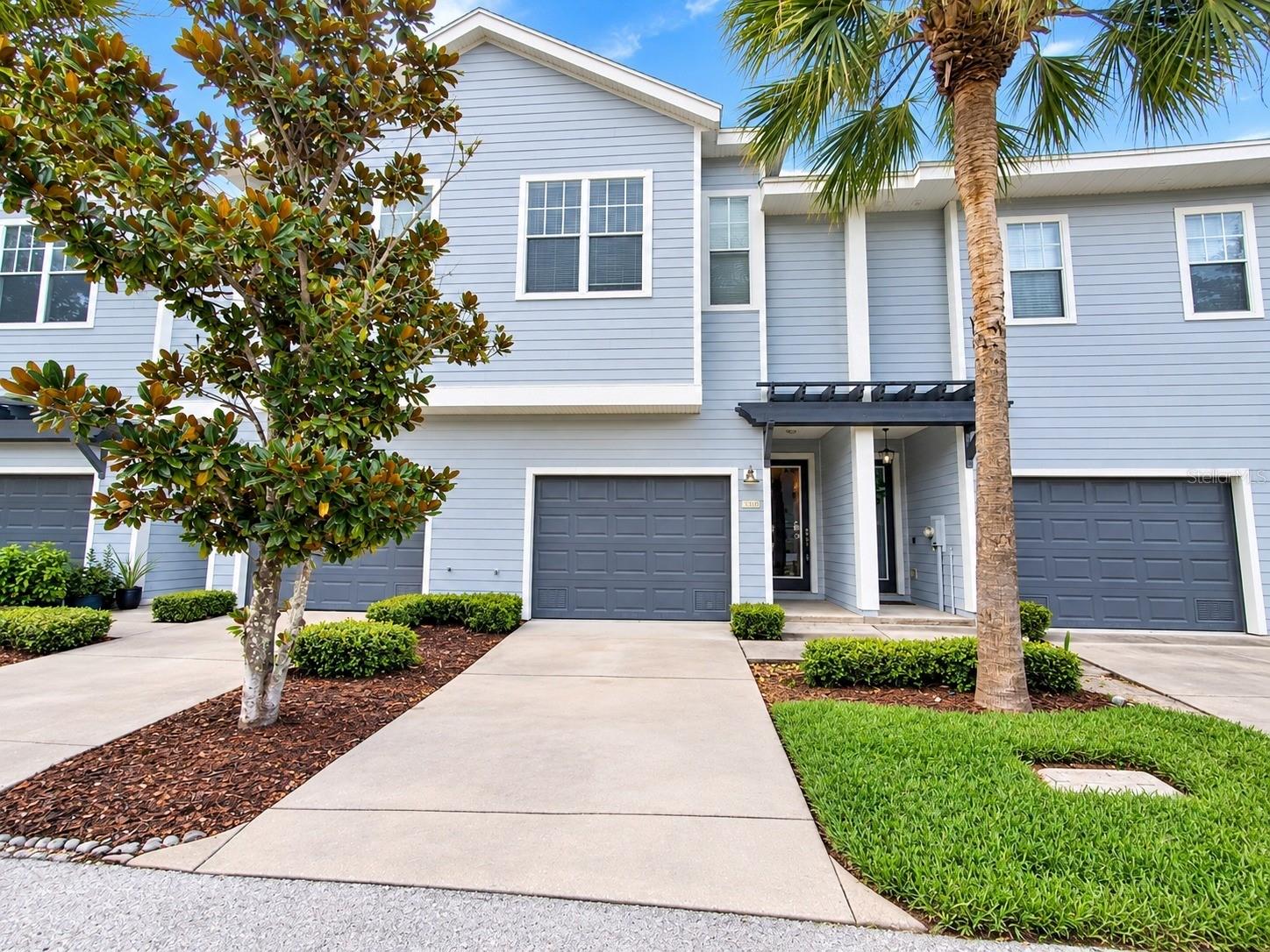 8319 KING BLOSSOM CT, Tampa FL 33615