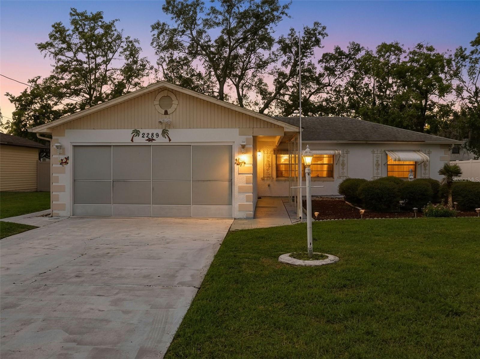 2289 LAKE FOREST AVE, Spring Hill FL 34609
