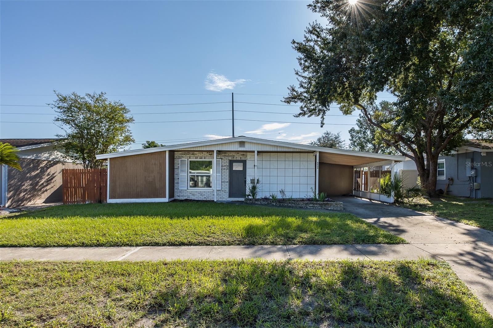 4403 GANDY CIR, Tampa FL 33616