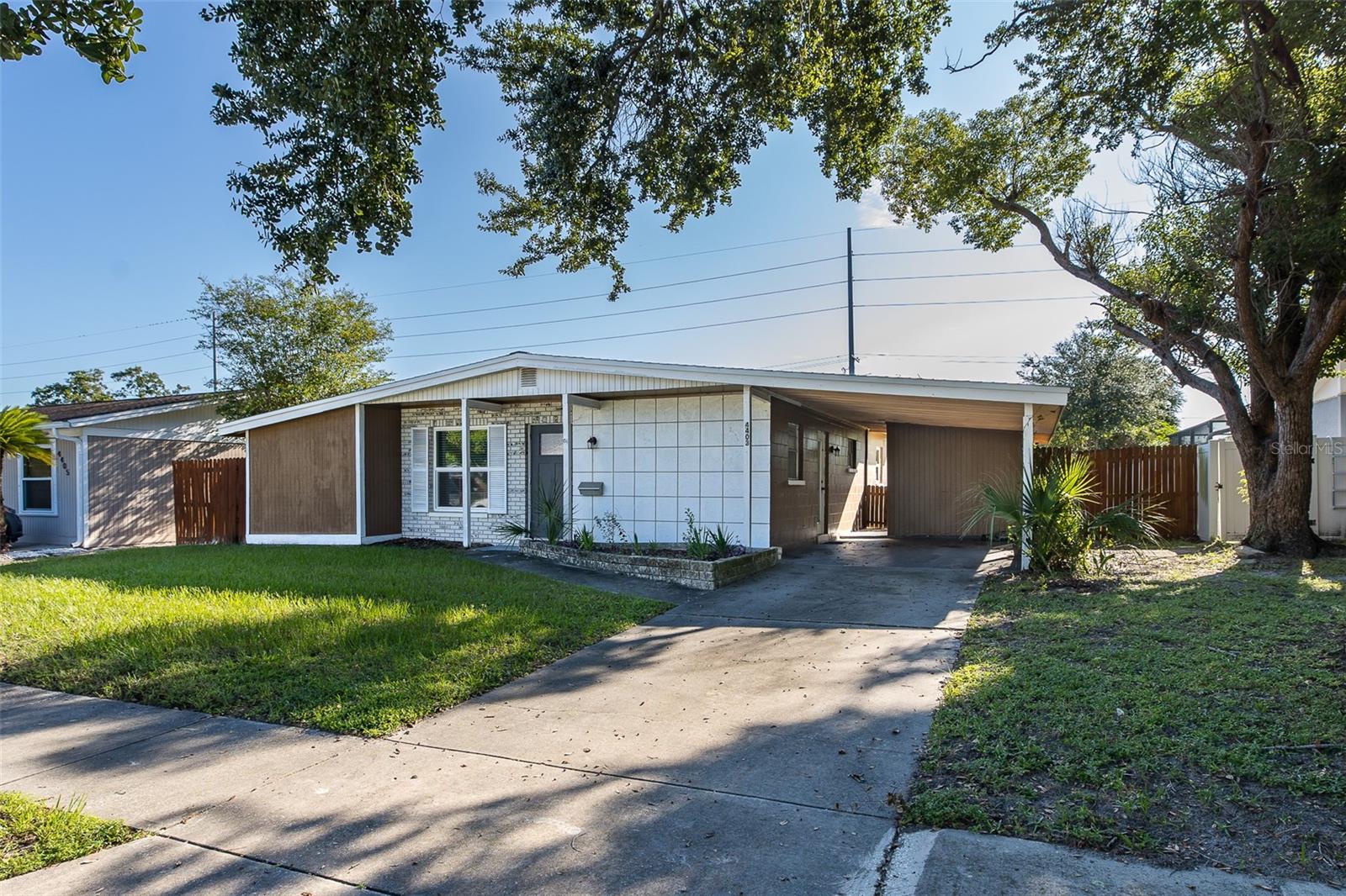 4403 GANDY CIR, Tampa FL 33616