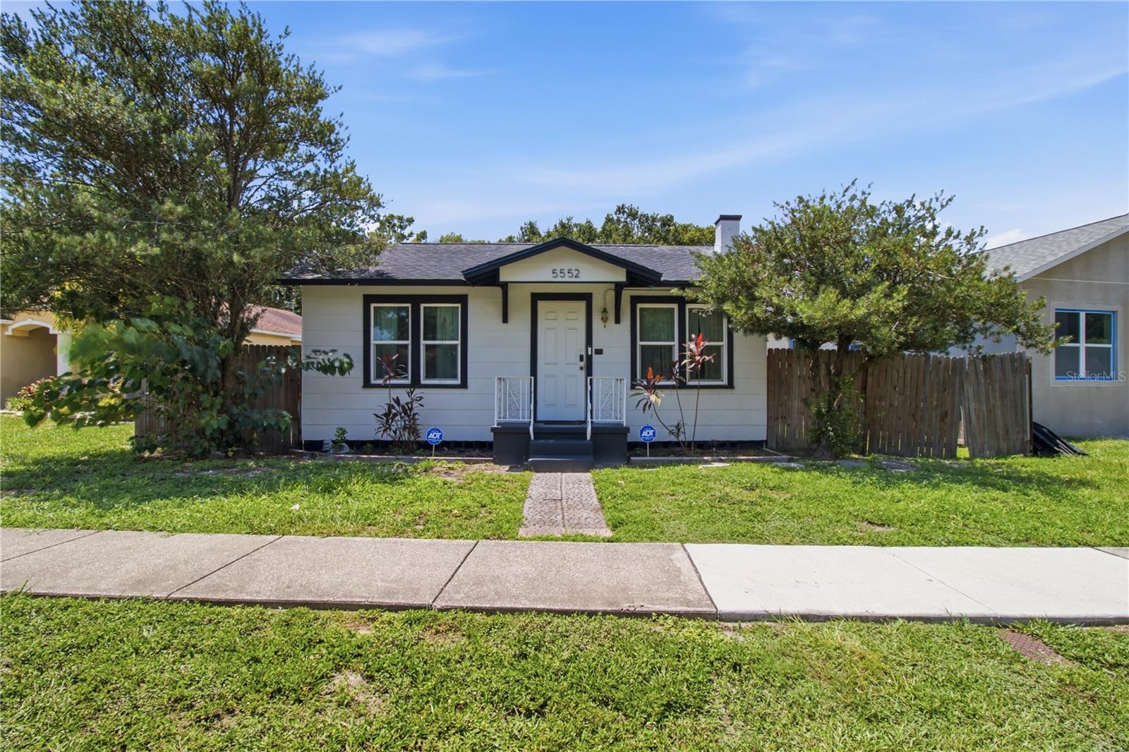 5552 CRISSMAN DR N, St Petersburg FL 33714
