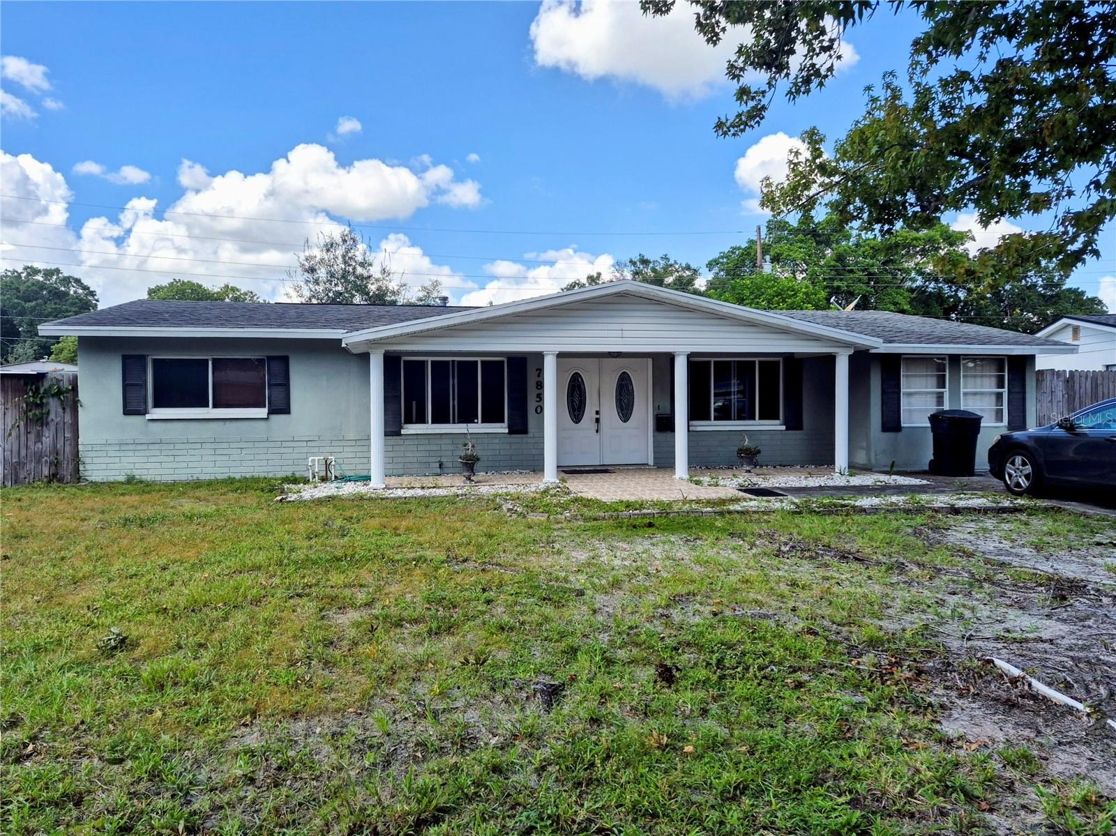 7850 14TH WAY N, St Petersburg FL 33702