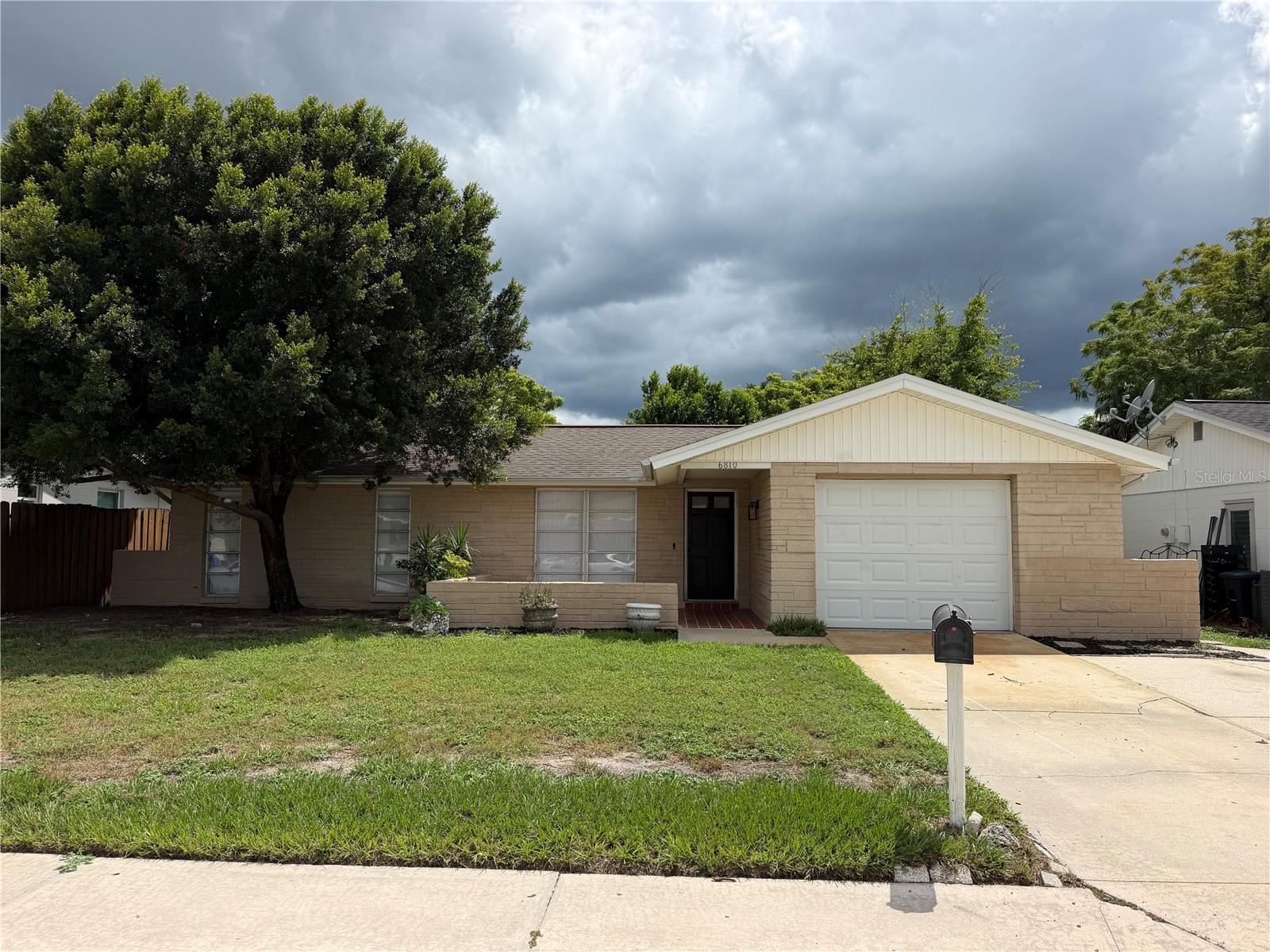 6810 EL CAMINO PALOMA ST, Port Richey FL 34668