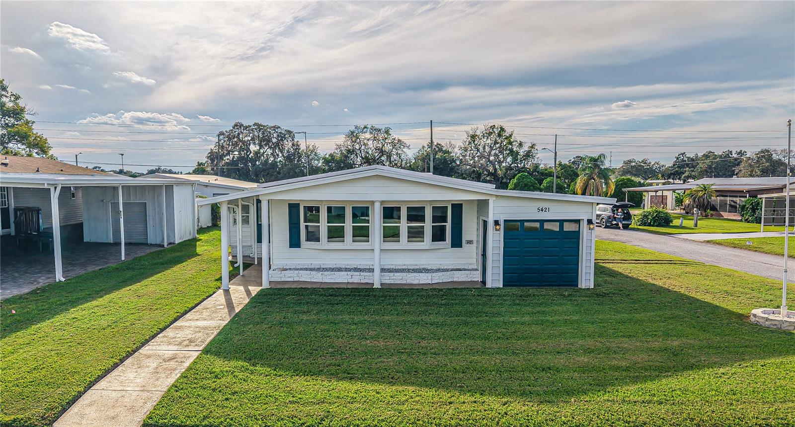5421 MOHAWK ST, Zephyrhills FL 33542