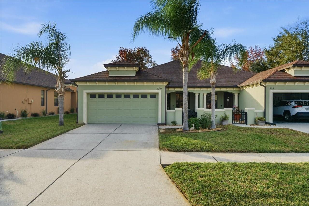 9202 SOUTHERN CHARM CIR, Brooksville FL 34613