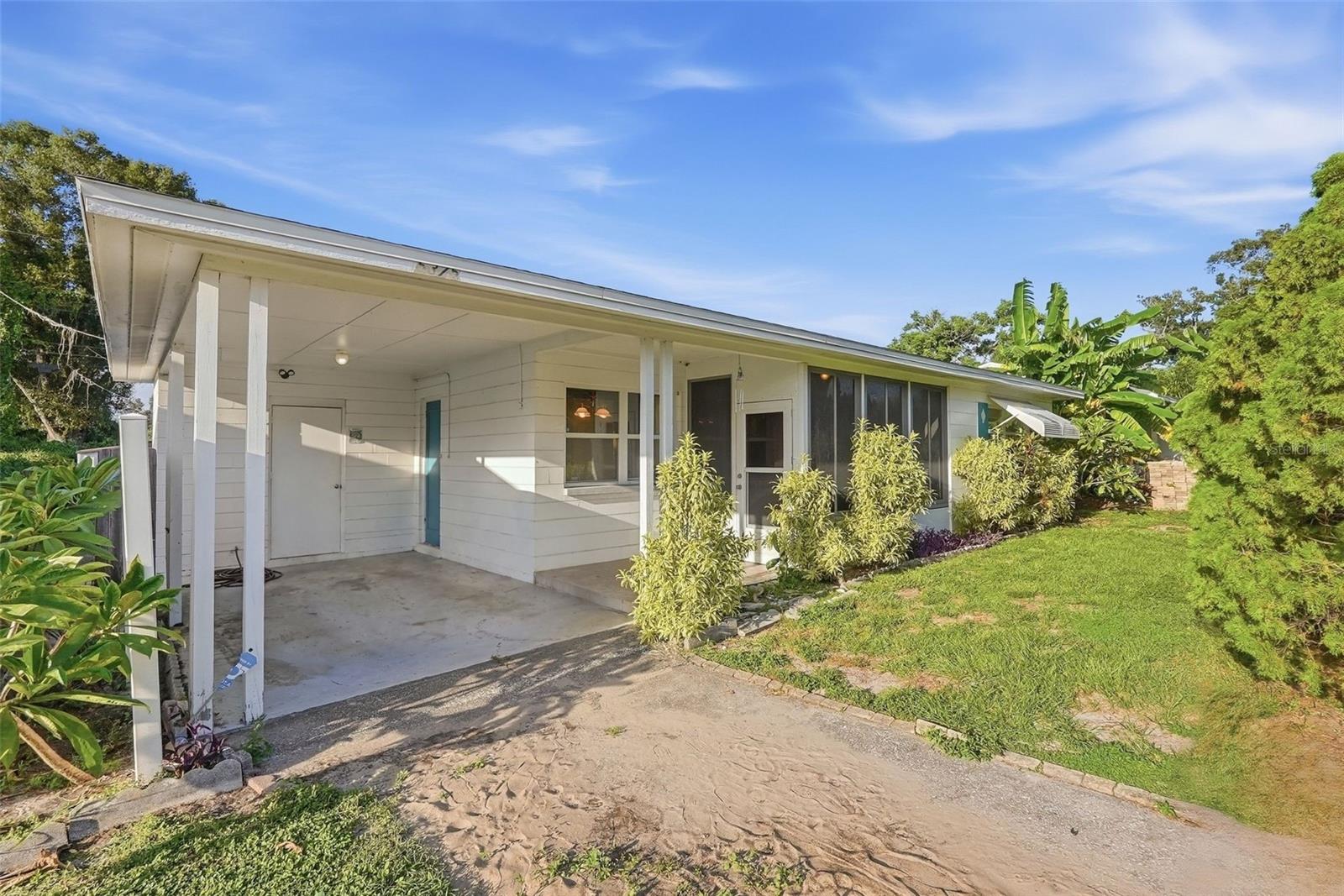 5375 49TH AVE N, St Petersburg FL 33709