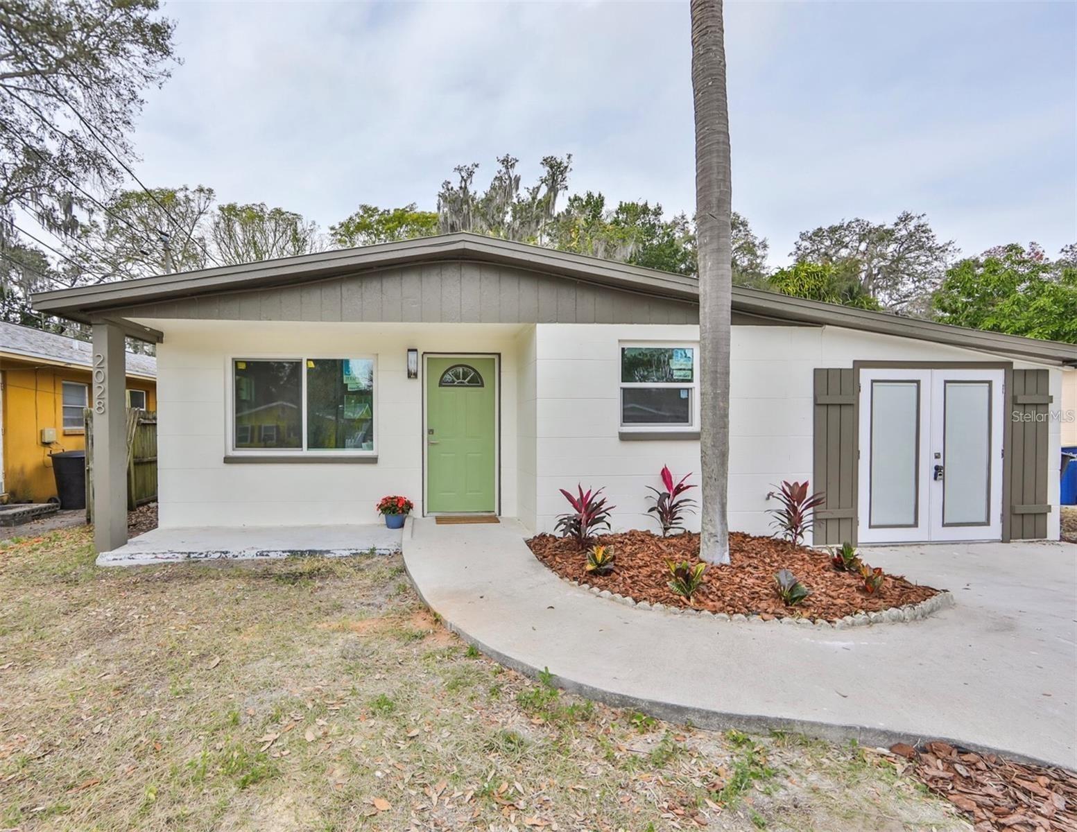 2028 N BETTY LN, Clearwater FL 33755