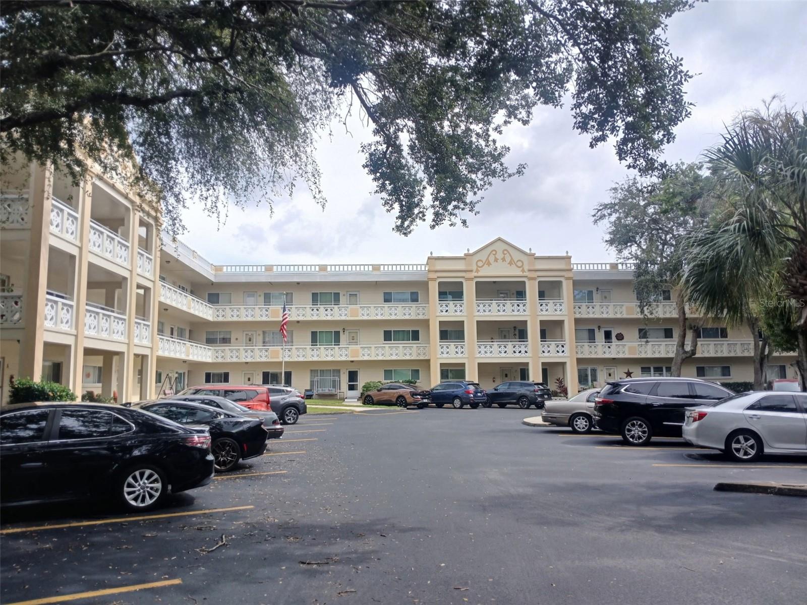 2285 ISRAELI DR #1, Clearwater FL 33763