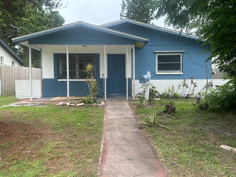 5234 9TH AVE N, St Petersburg FL 33701