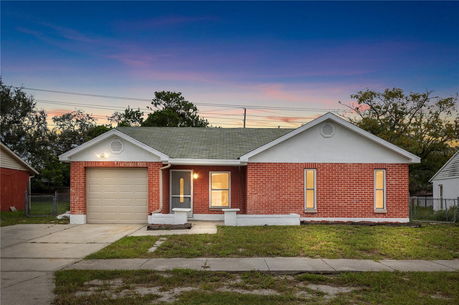 8221 AUTUMN OAK AVE, Port Richey FL 34668