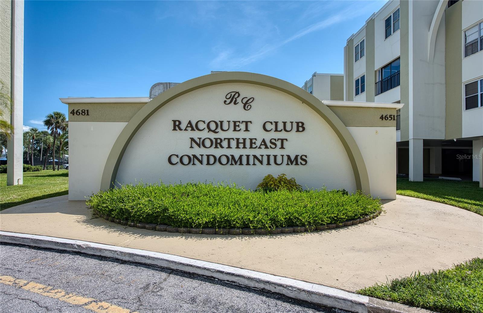 4681 1ST ST NE #301, St Petersburg FL 33703