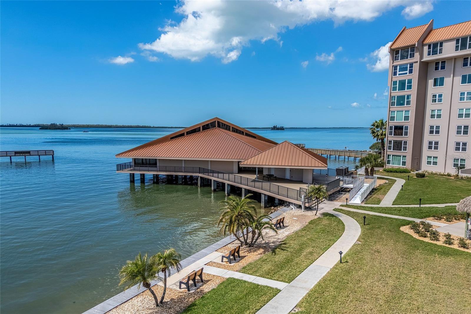 620 EDGEWATER DR #103, Dunedin FL 34698