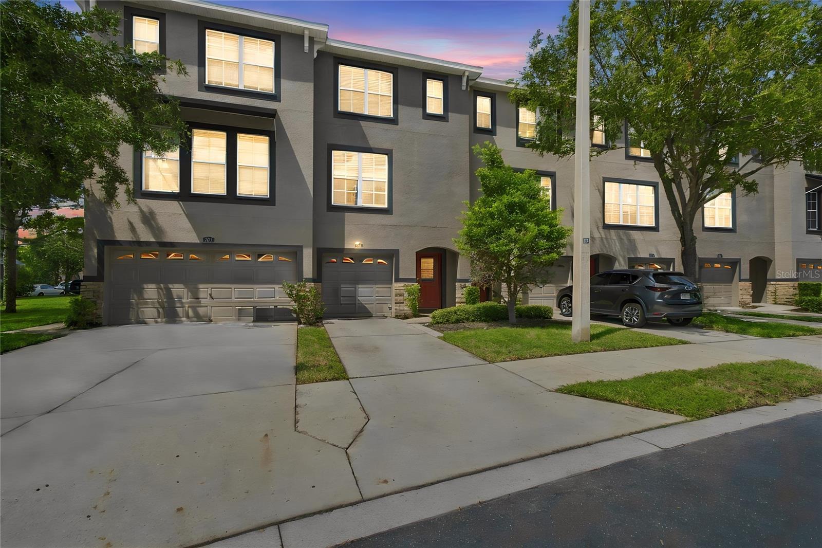 1327 SALEM ORCHARD LN, Brandon FL 33511