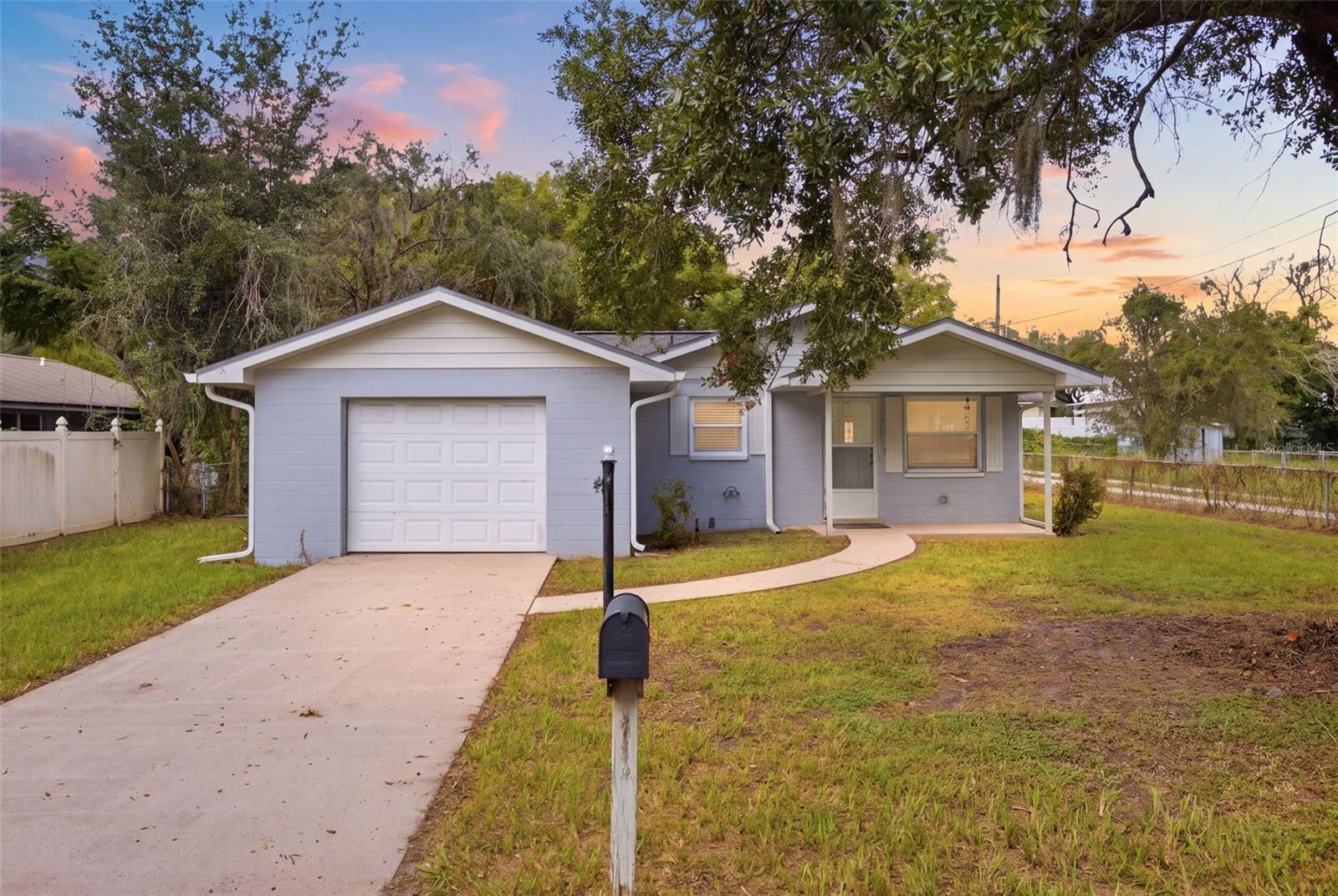 38123 10TH AVE, Zephyrhills FL 33542