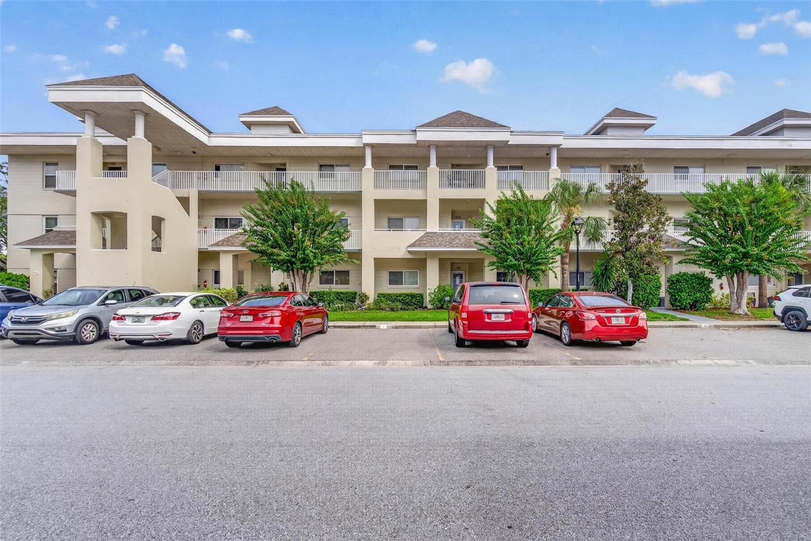2210 UTOPIAN DR E #203, Clearwater FL 33763