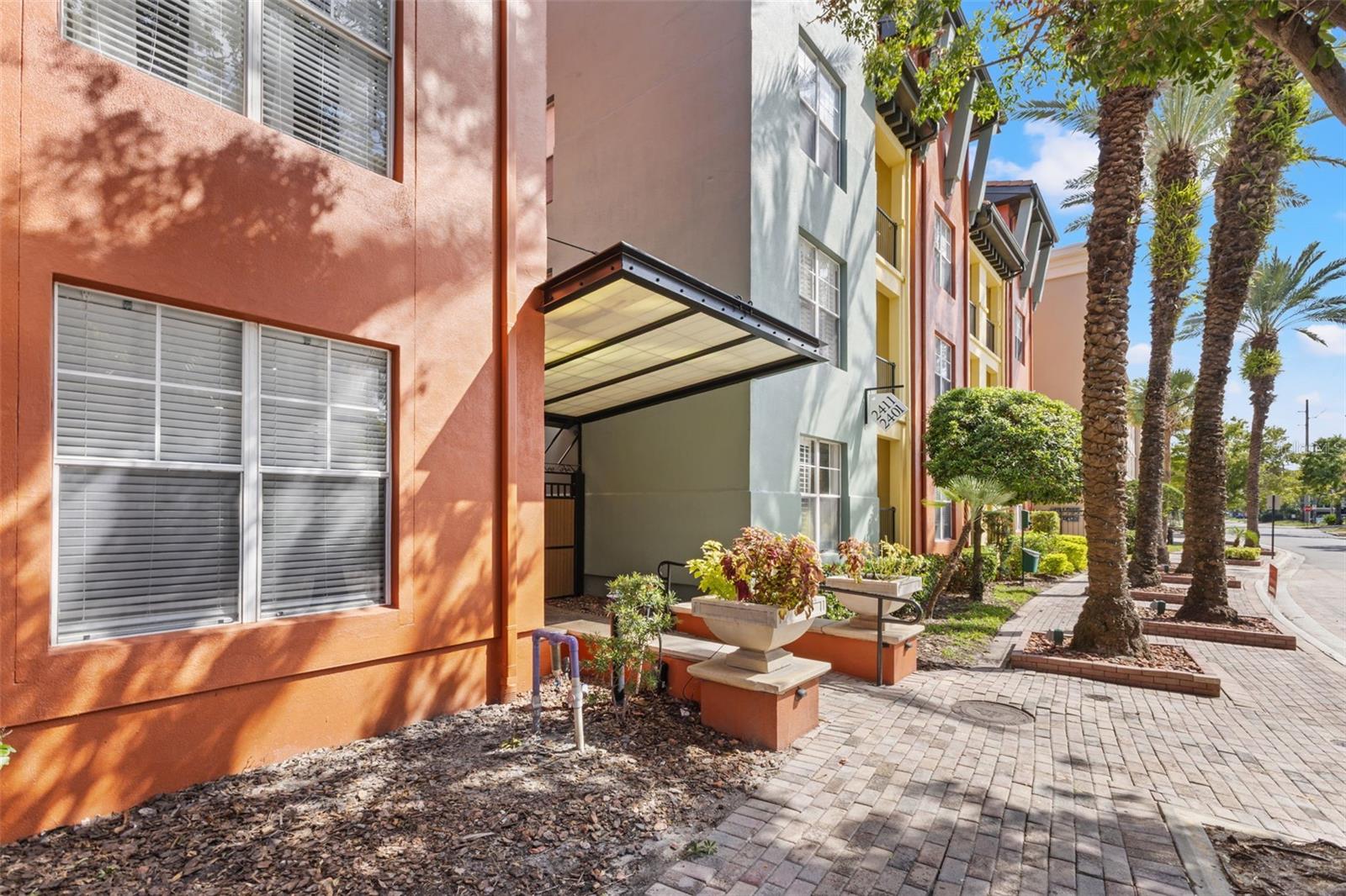 2411 W HORATIO ST #519, Tampa FL 33609