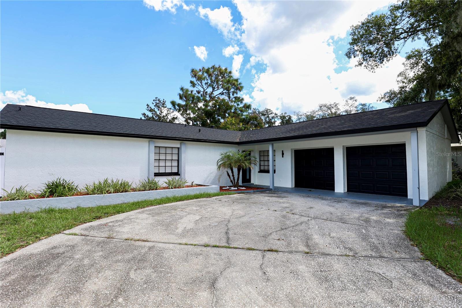 524 WYNNWOOD DR, Brandon FL 33511