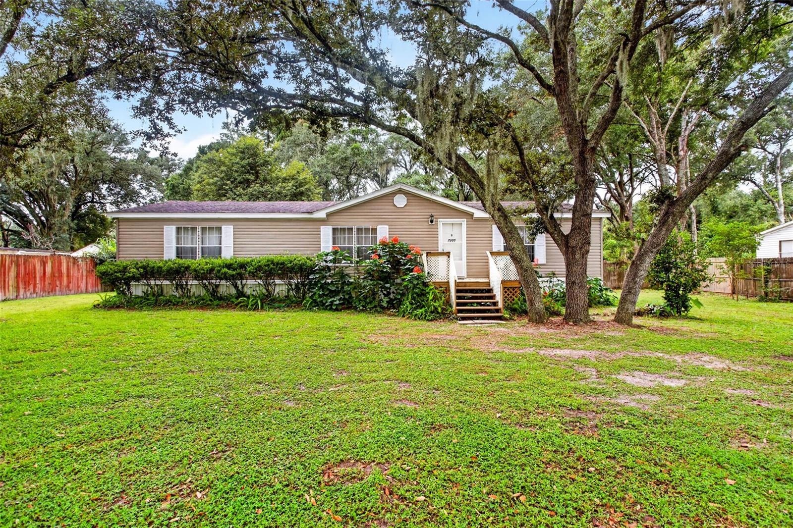 7305 TIMBER CREST LN, Zephyrhills FL 33540