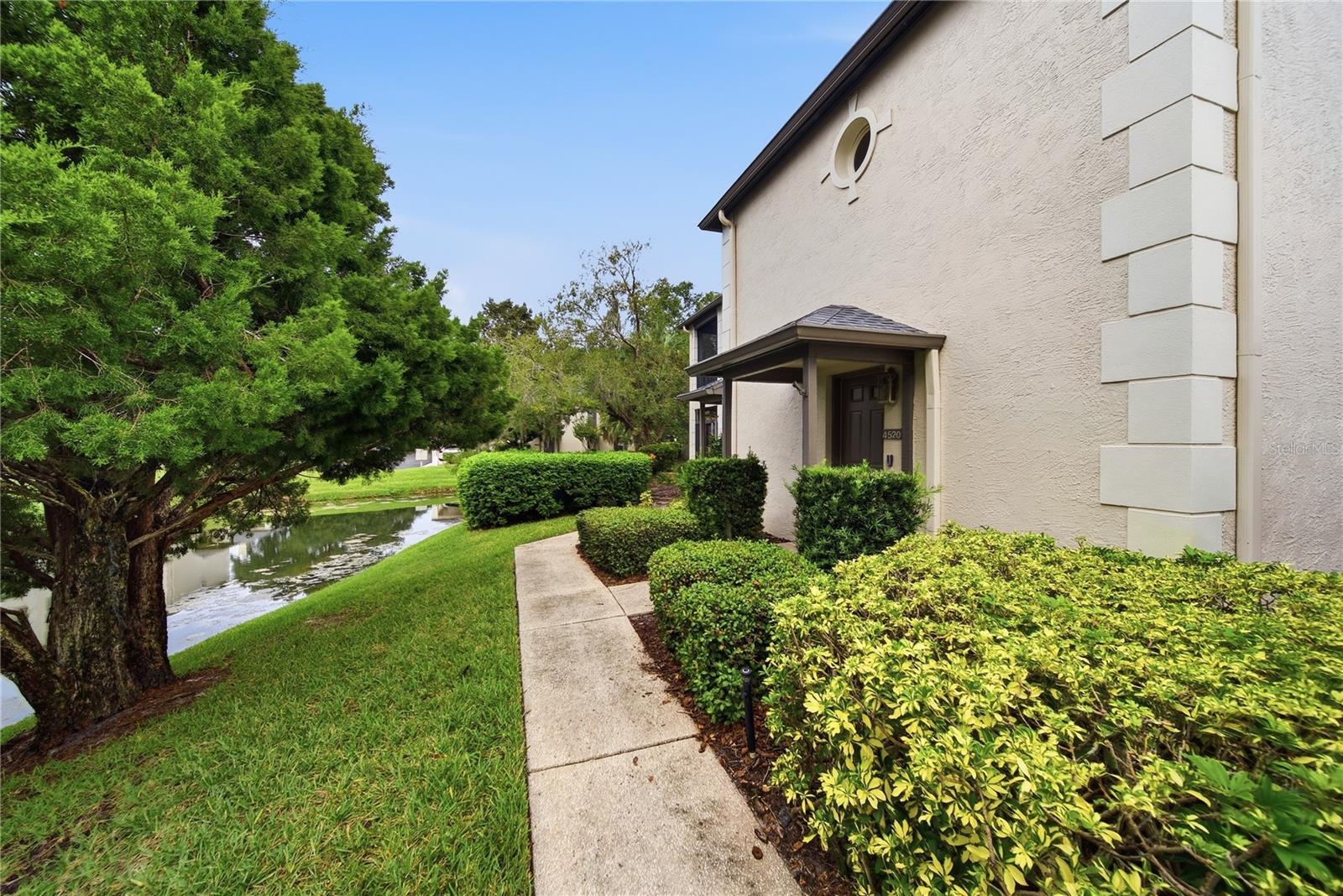 4520 SOUTHAMPTON CT #4520, Tampa FL 33618