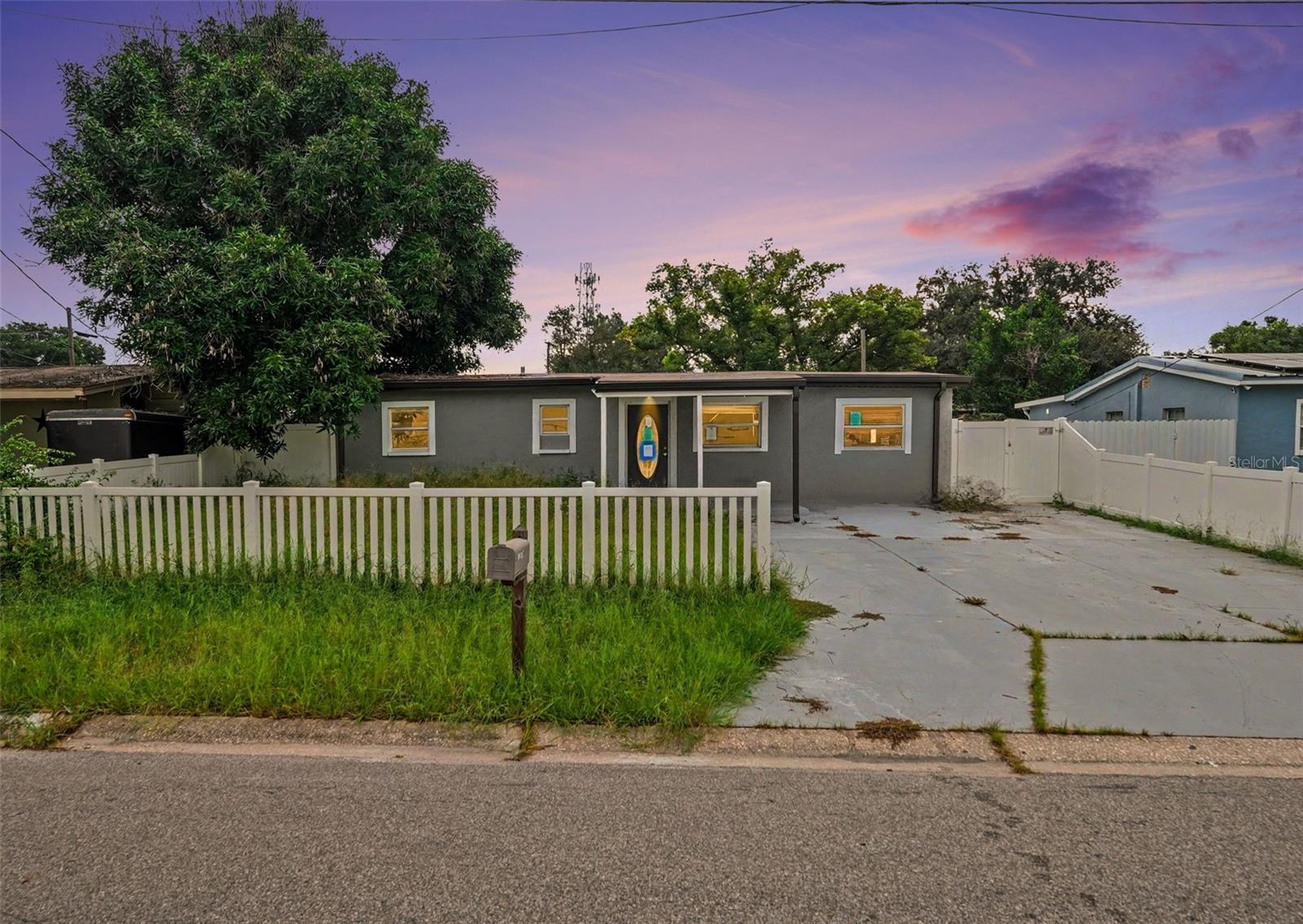 10925 N FLORENCE AVE, Tampa FL 33612