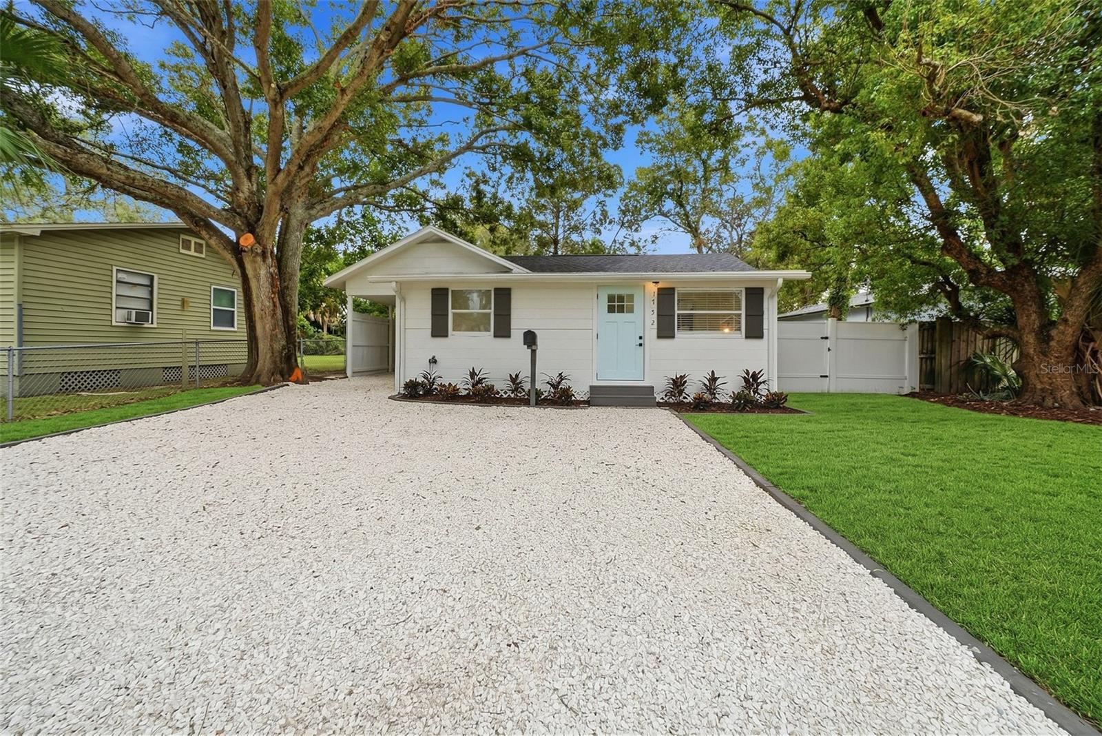 1752 42ND ST S, St Petersburg FL 33711