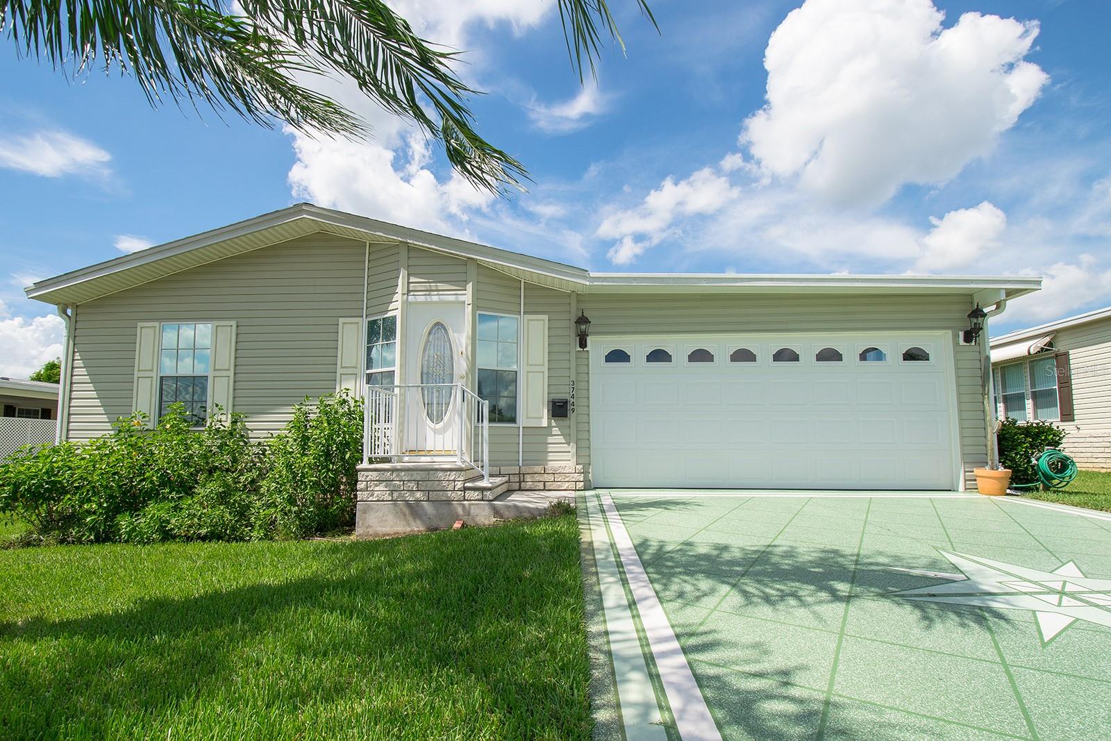 37449 GILL AVE, Zephyrhills FL 33541