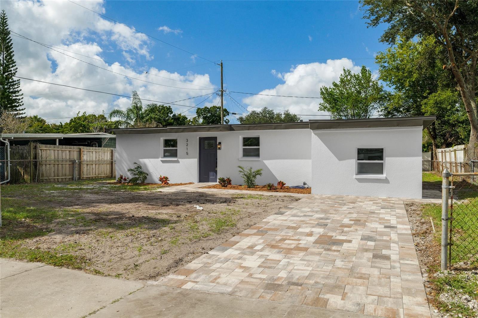 3215 WELBORN WAY, Tampa FL 33619