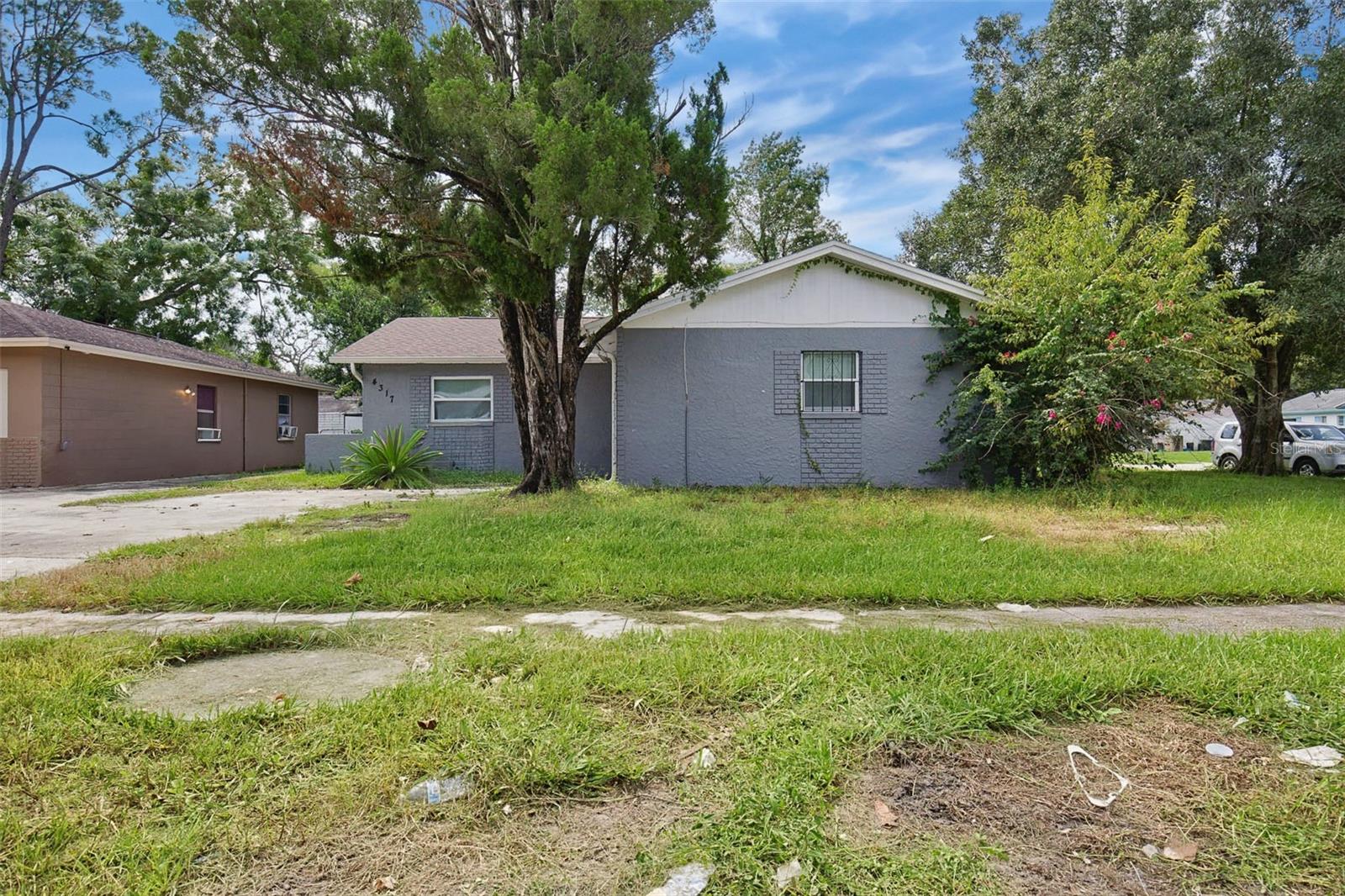 4317 PORPOISE DR, Tampa FL 33617