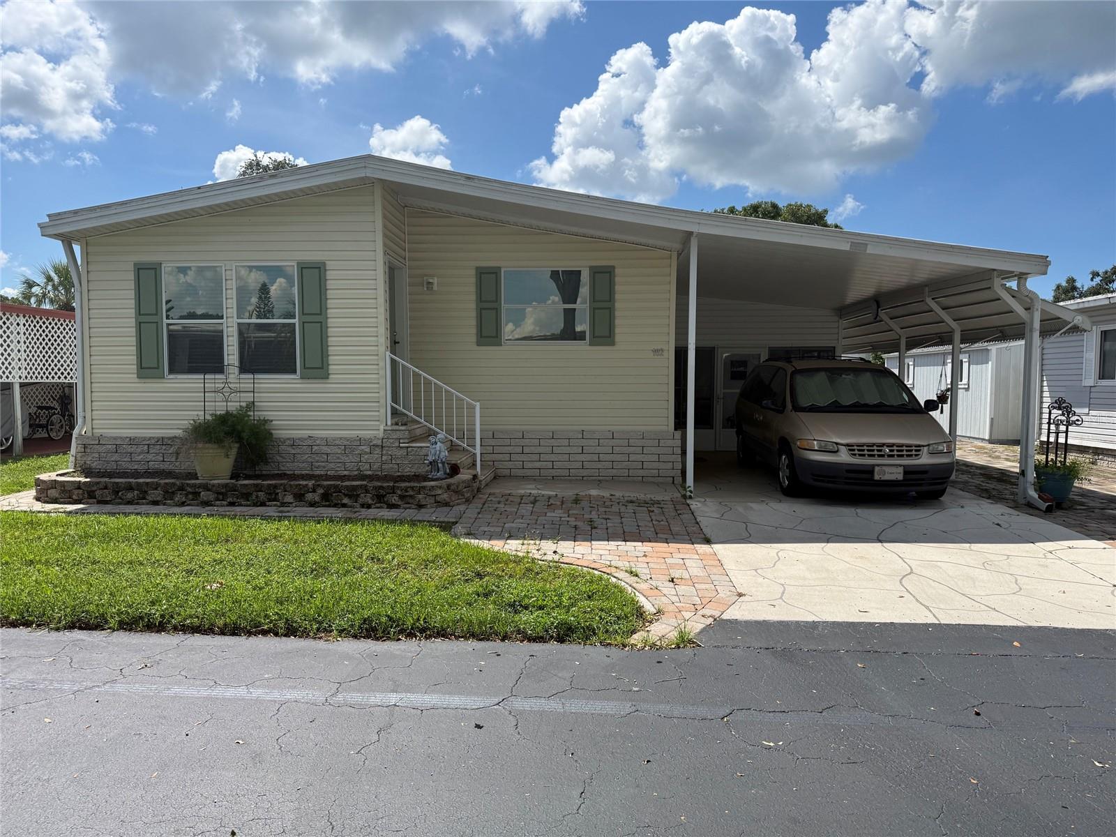 7880 54TH AVE N #102, St Petersburg FL 33709