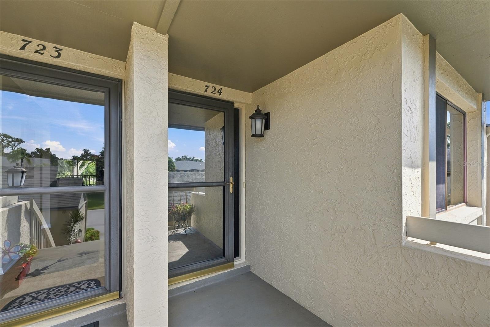 3165 LANDMARK DR #724, Clearwater FL 33761
