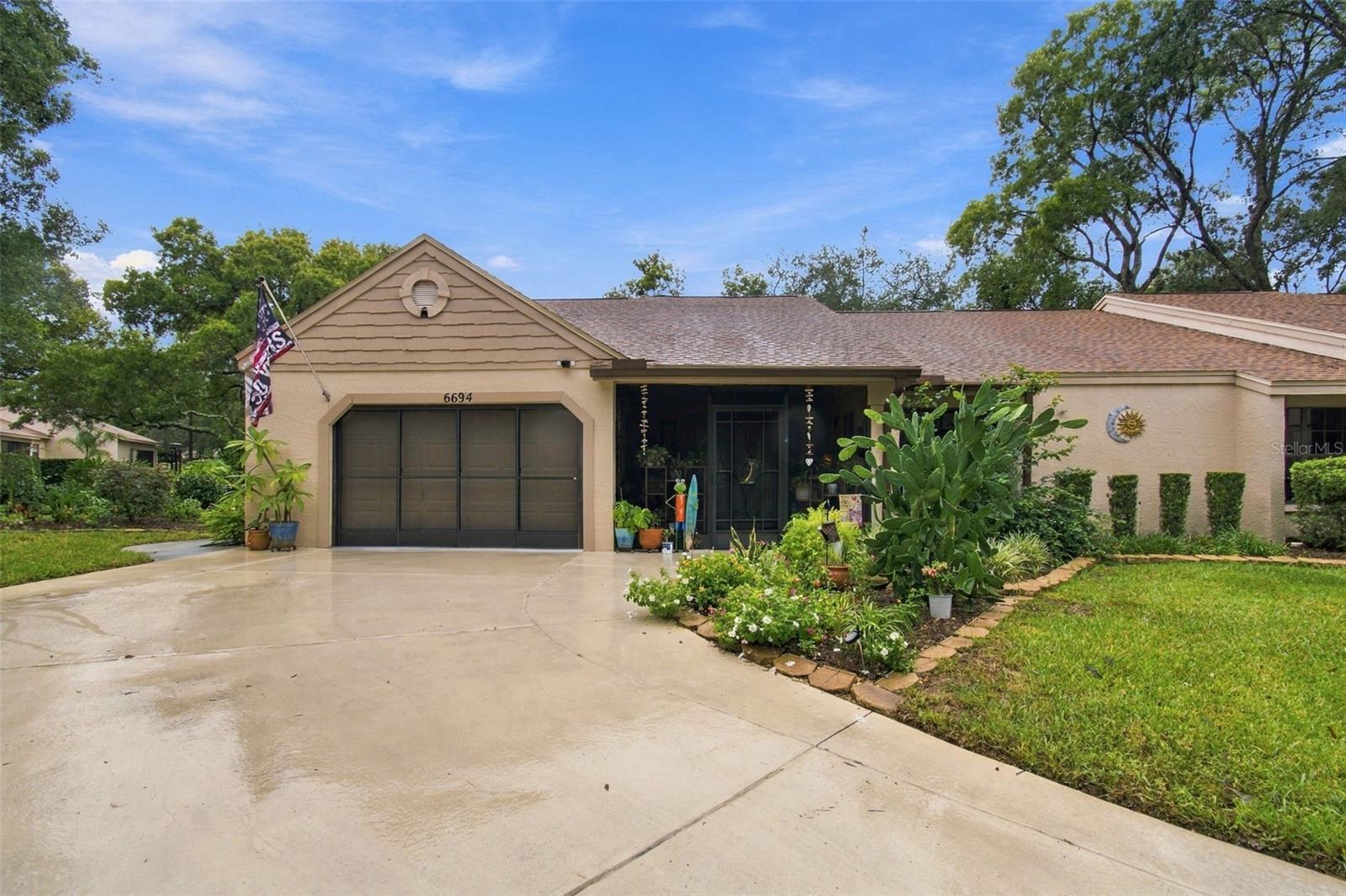 6694 PIN OAK CT, Spring Hill FL 34606