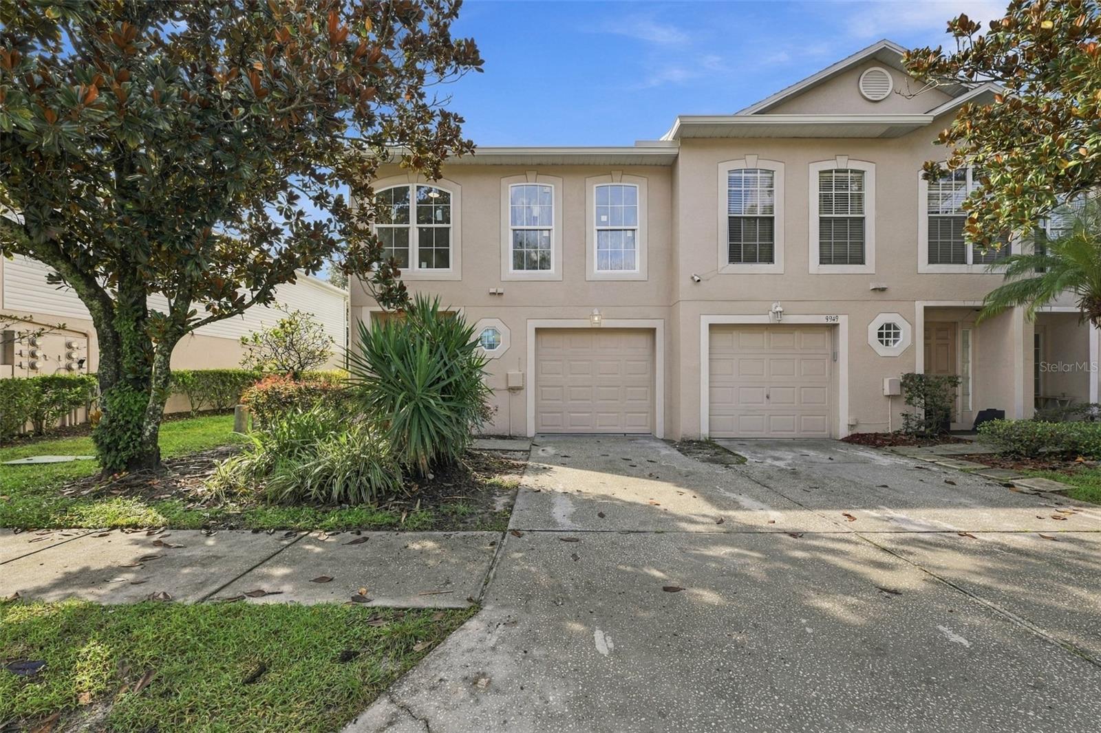 9951 ASHBURN LAKE DR, Tampa FL 33610