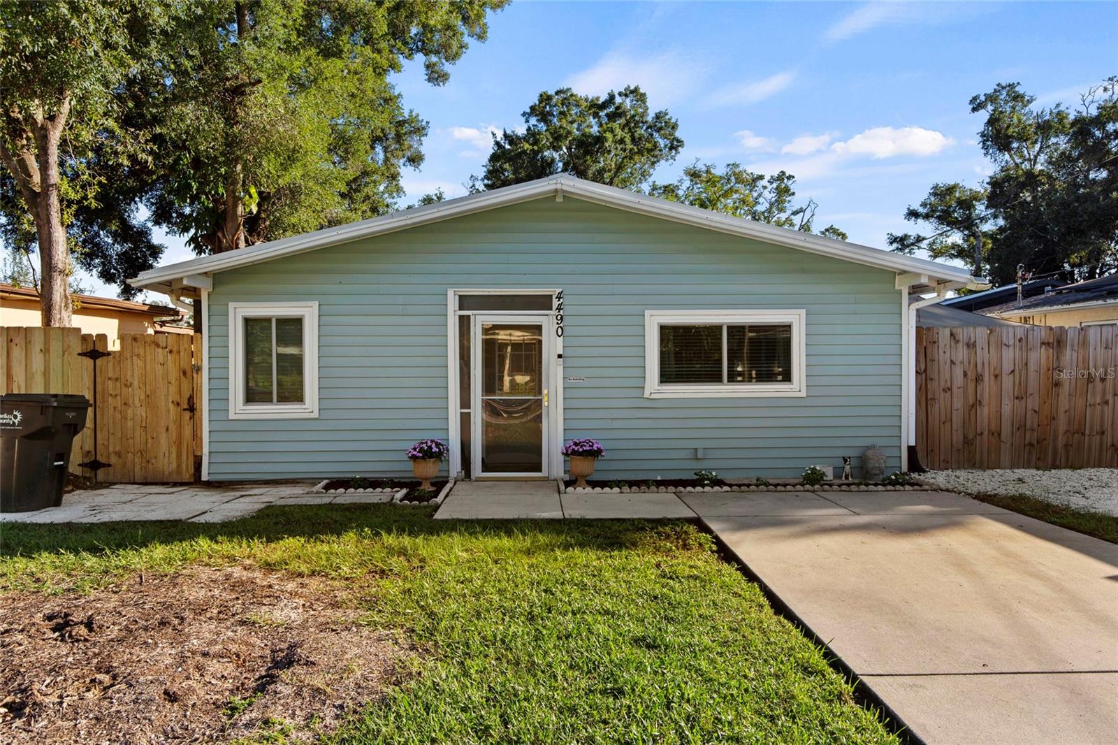 4490 49TH AVE N, St Petersburg FL 33714