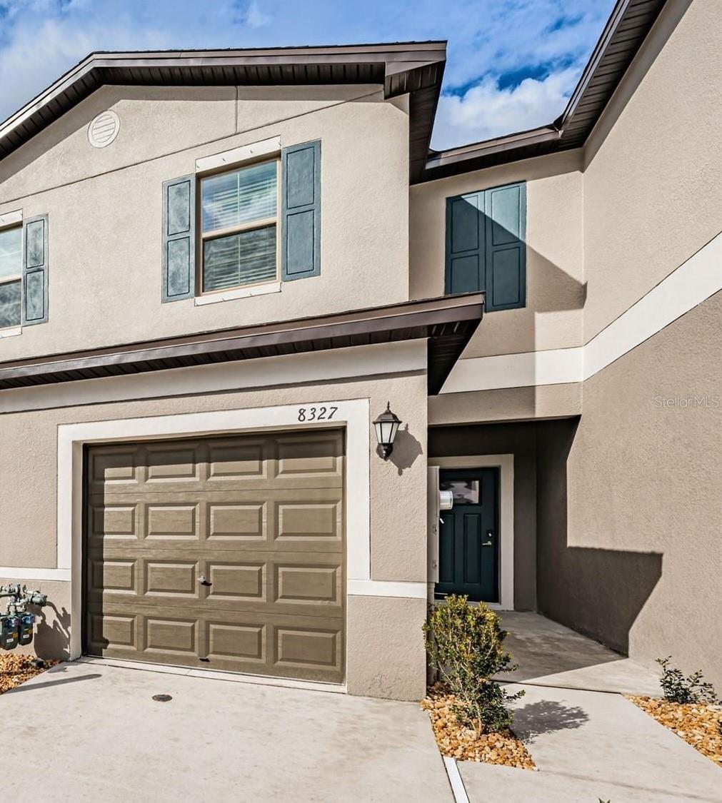 8327 CRESCENT OAKS DR, New Port Richey FL 34655