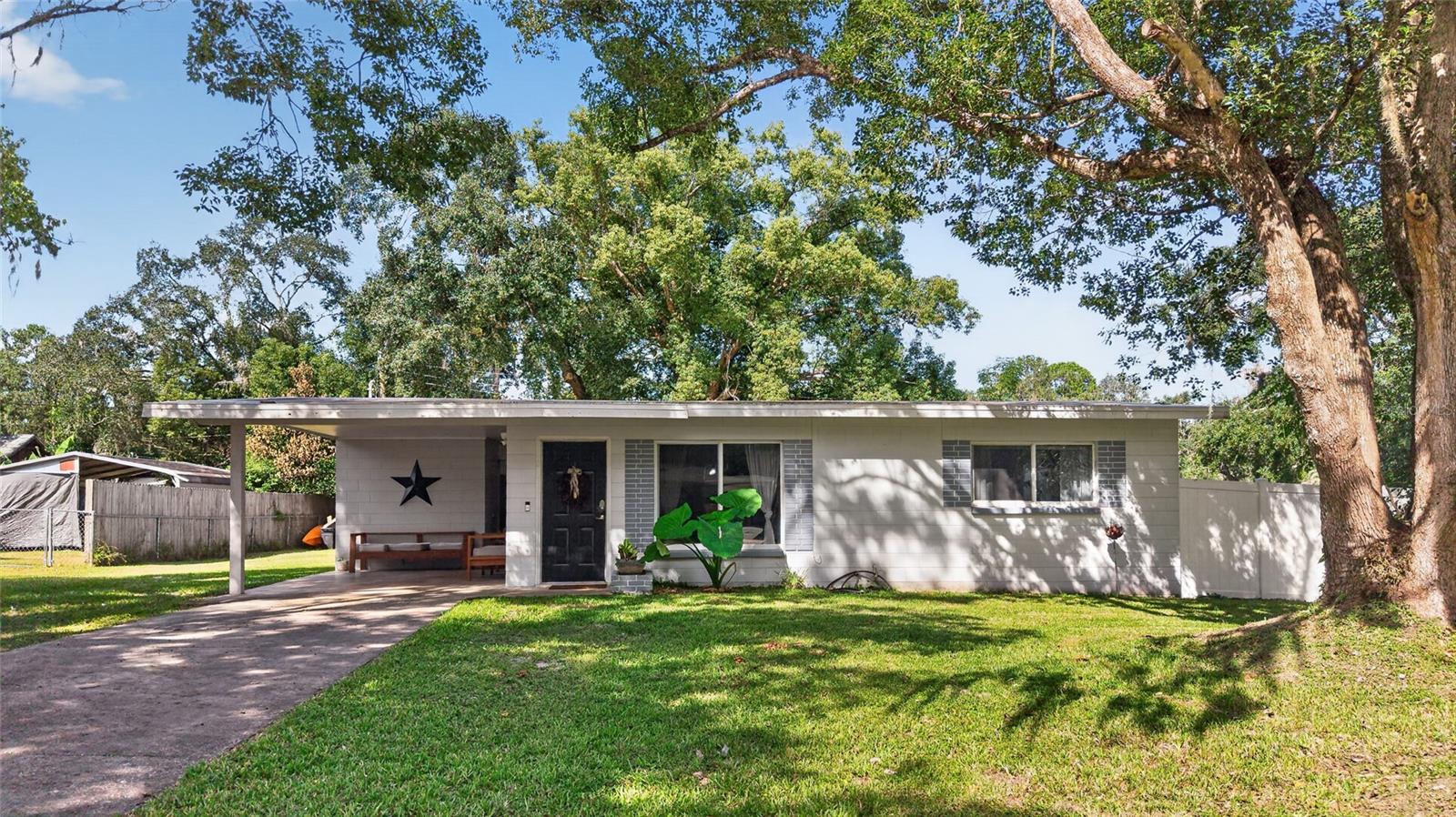 210 PEAK DR, Brooksville FL 34601
