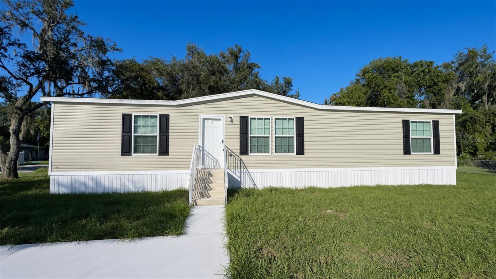 12015 WESTBAY AVE, New Port Richey FL 34654