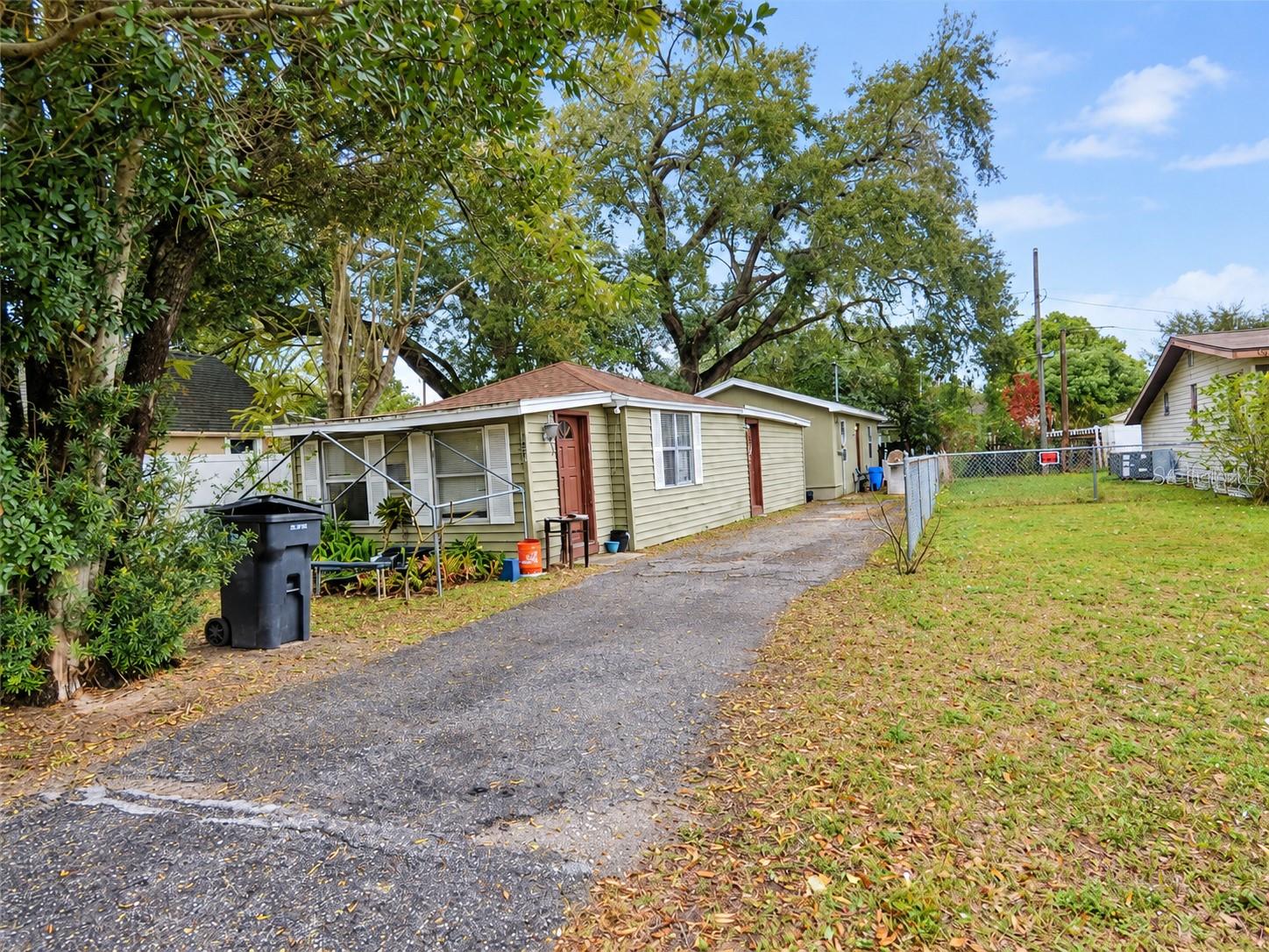 2807 58TH PL N #2, St Petersburg FL 33714