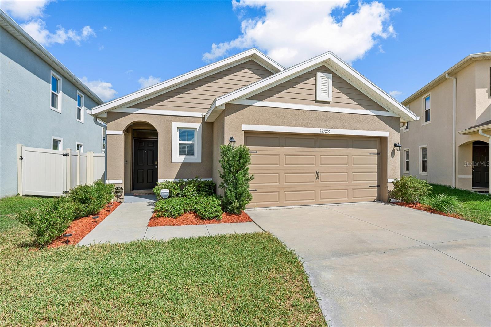 32676 CANYONLANDS DR, Wesley Chapel FL 33543