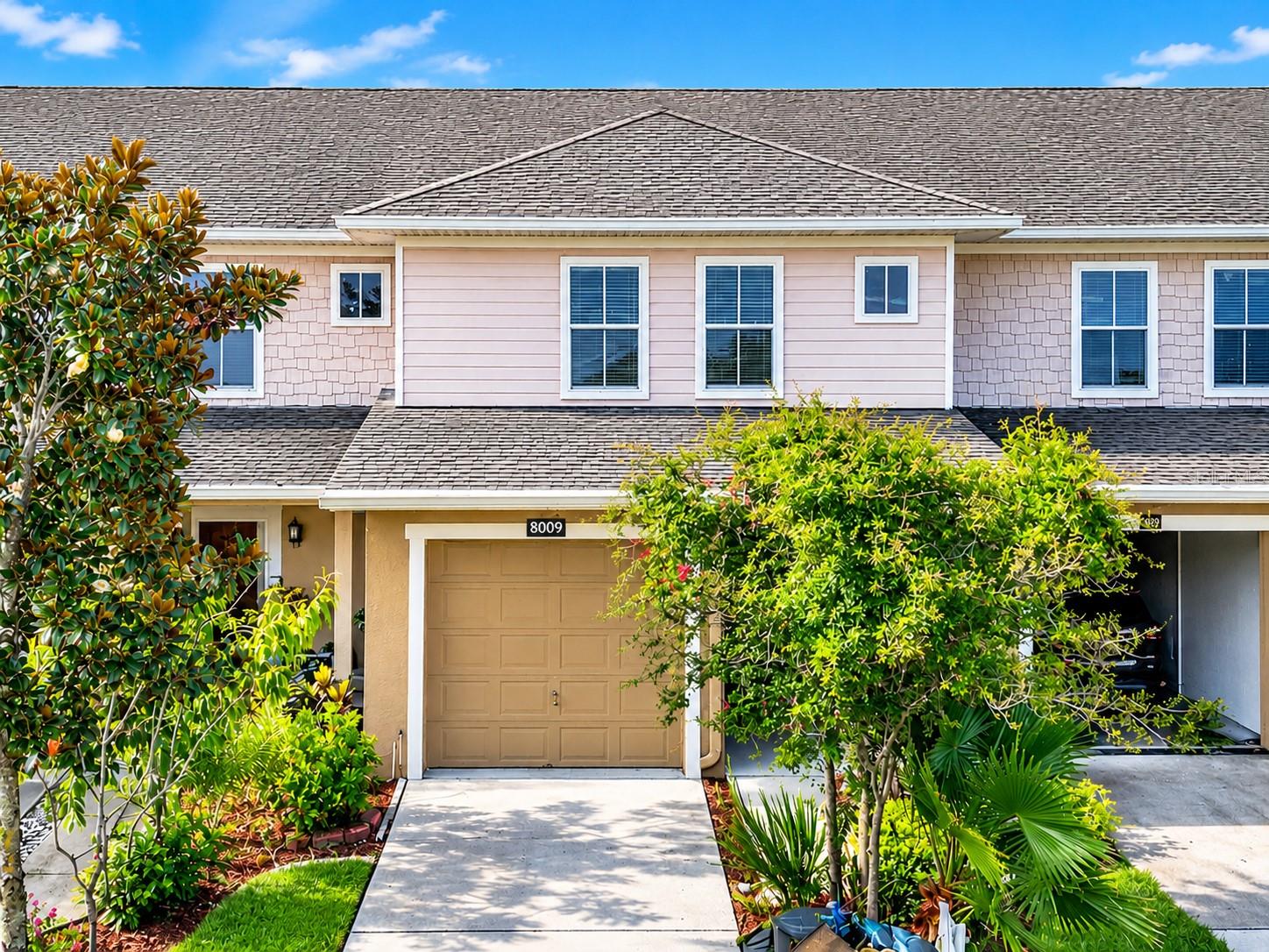 8009 TIPPERARY LN, Tampa FL 33610