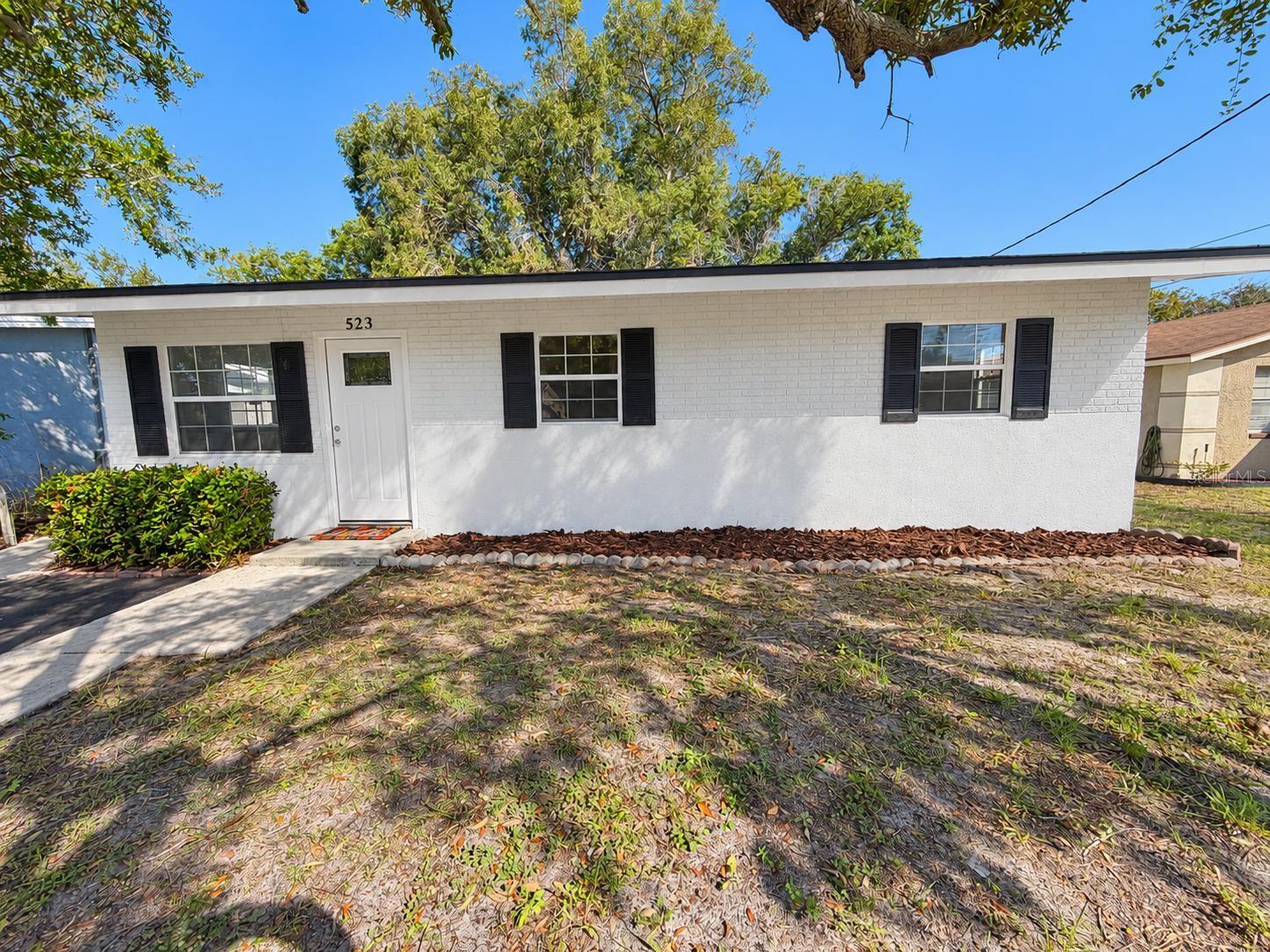 523 E BOYER ST, Tarpon Springs FL 34689