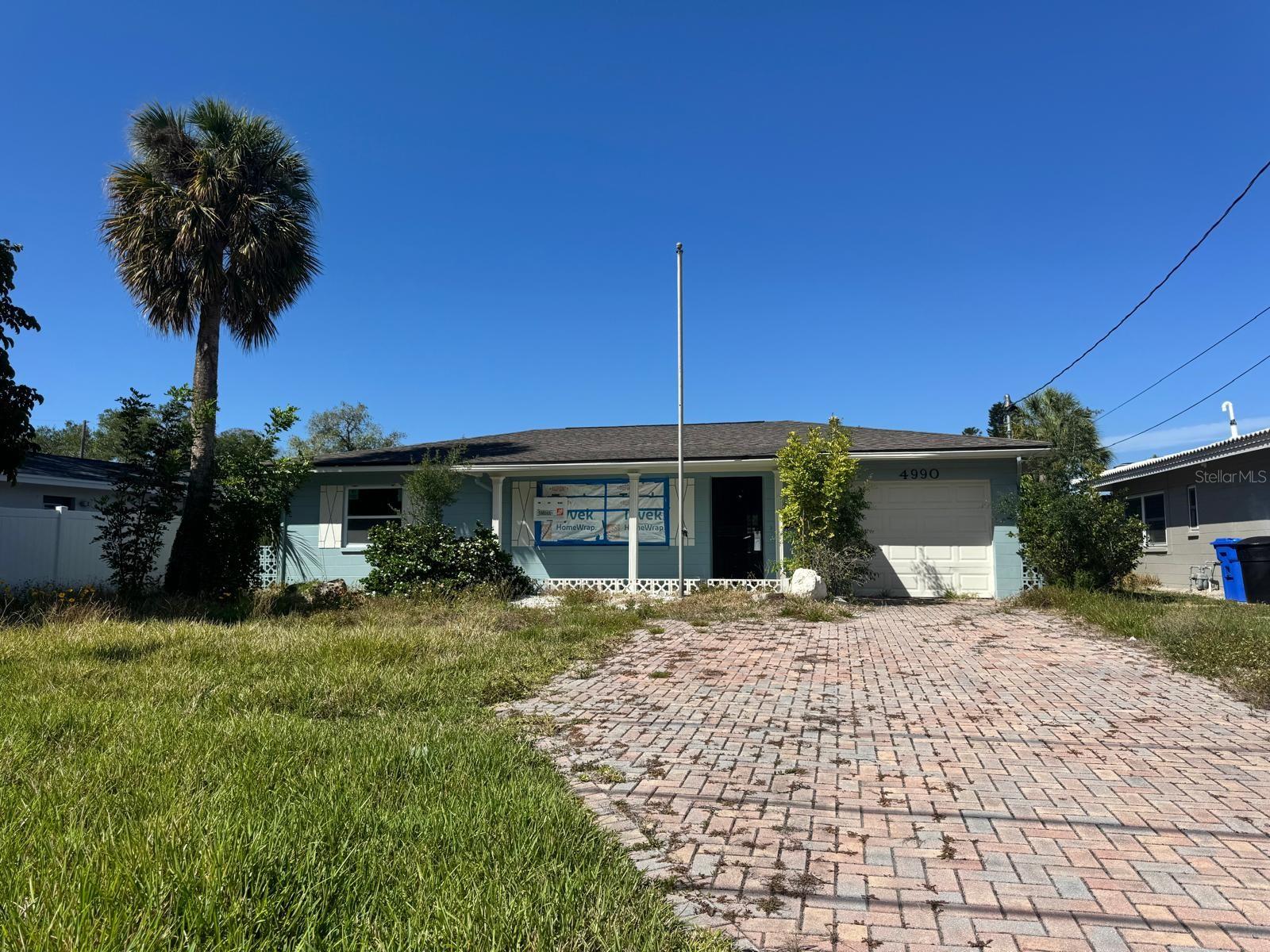 4990 VENETIAN BLVD NE, St Petersburg FL 33703