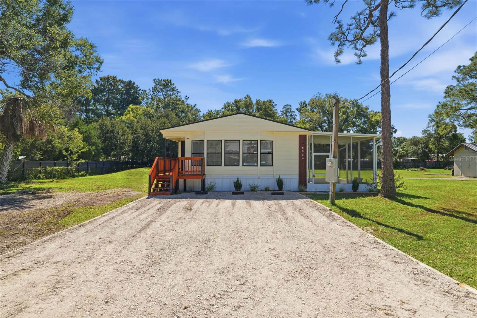 8036 S MEADOWVIEW CIR, Tampa FL 33625