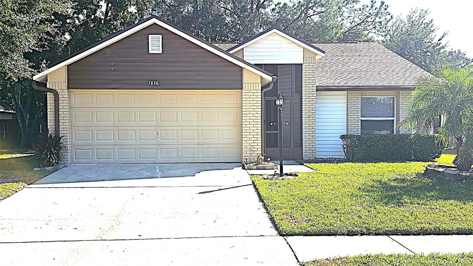 1836 TAMPA BAY DR, Wesley Chapel FL 33543