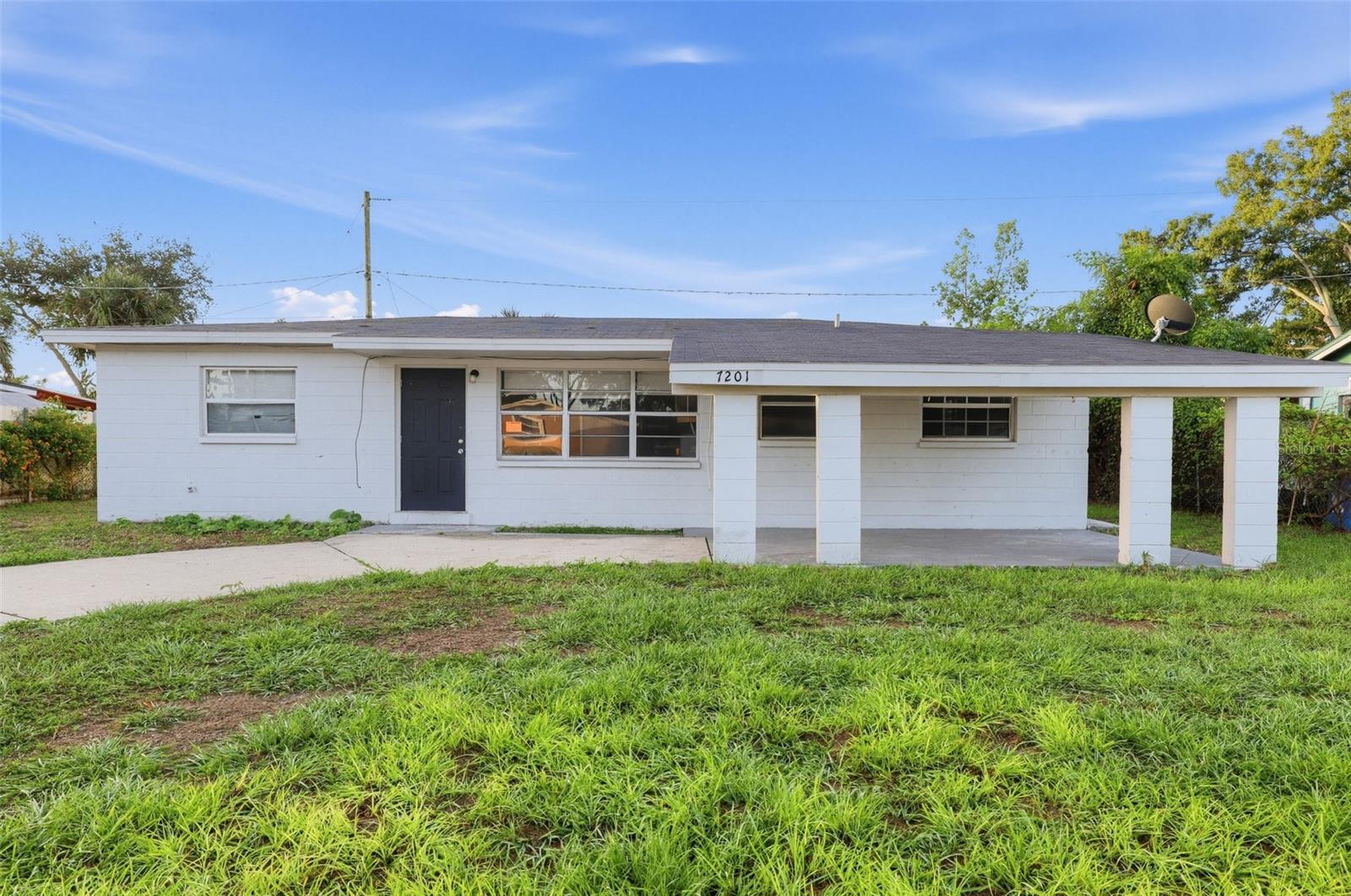 7201 KINGSTON DR, Tampa FL 33619