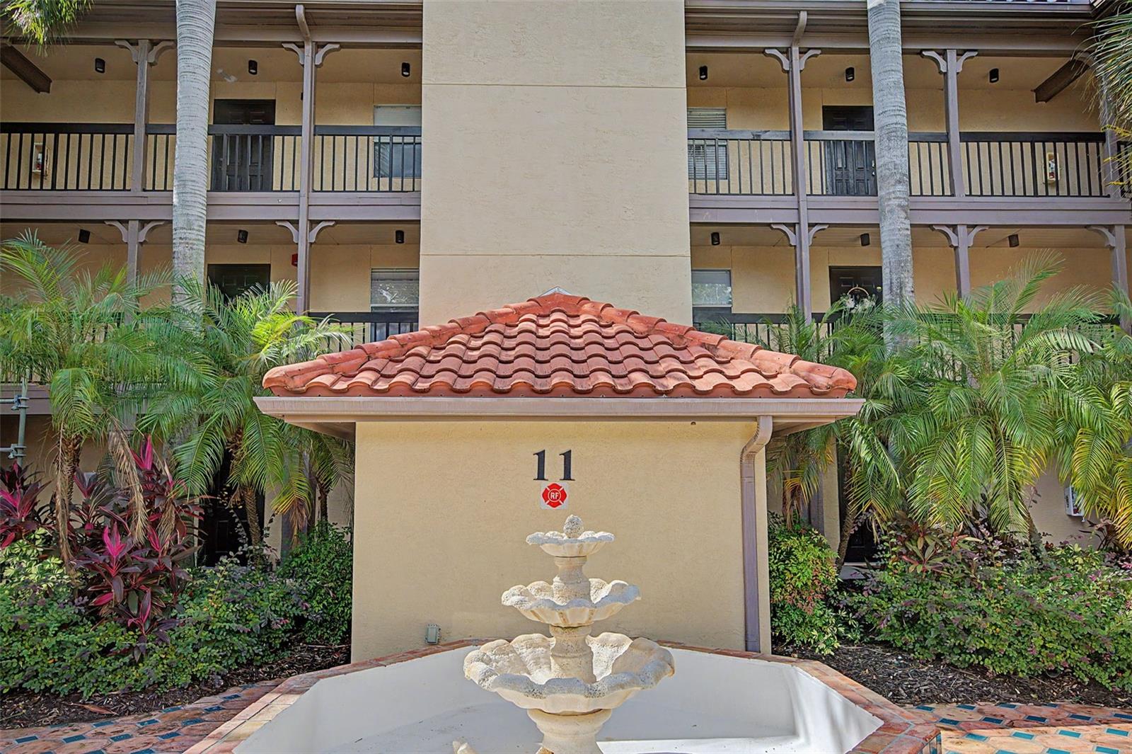 2400 FEATHER SOUND DR #1125, Clearwater FL 33762