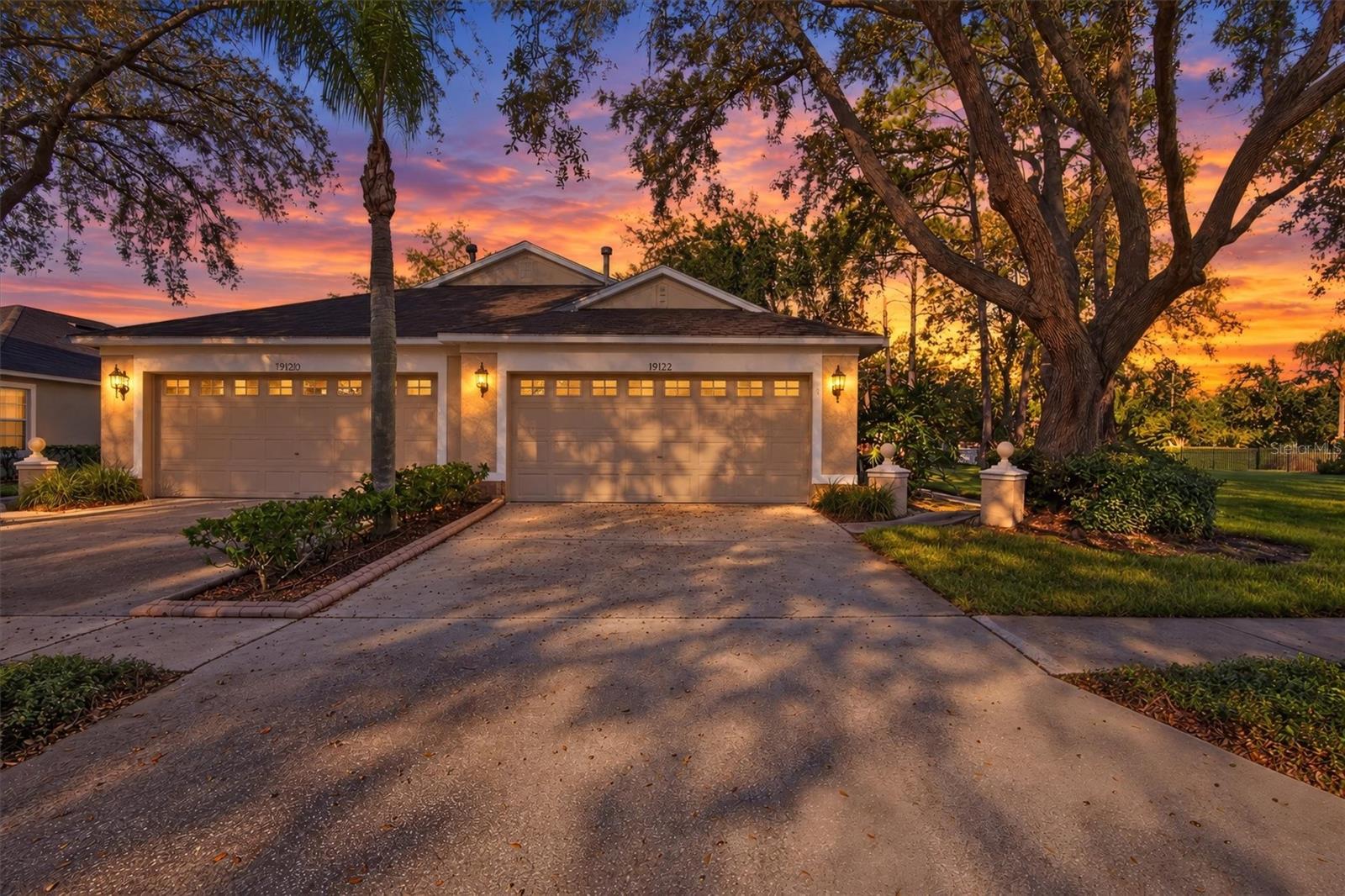 19122 DOVES LANDING DR, Tampa FL 33647